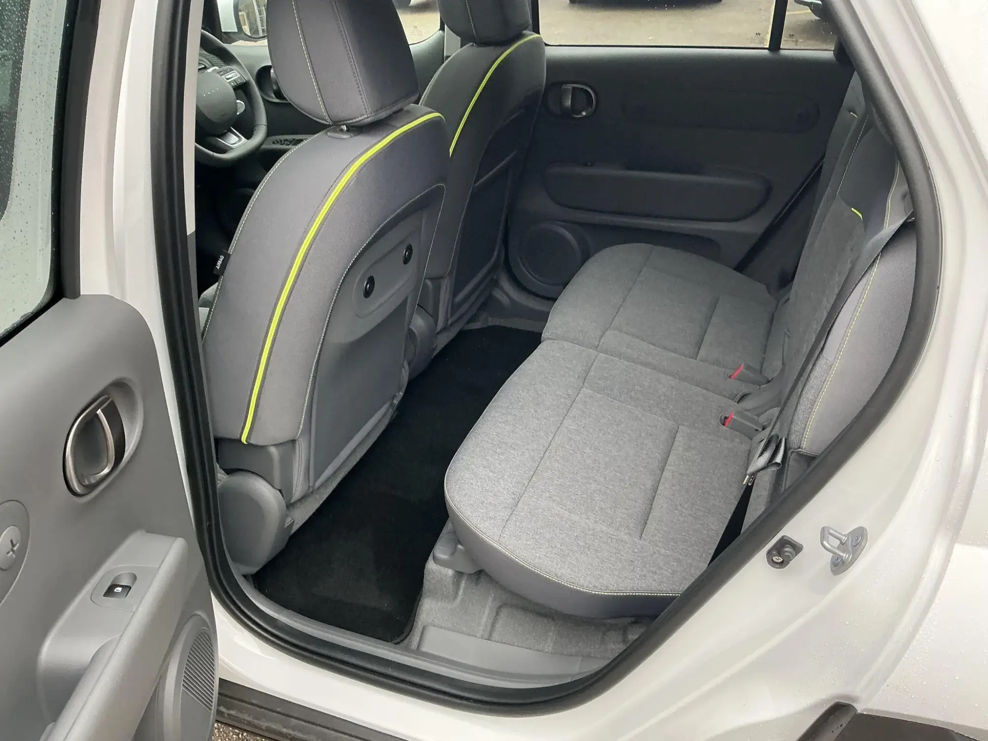 Hyundai INSTER Image 12