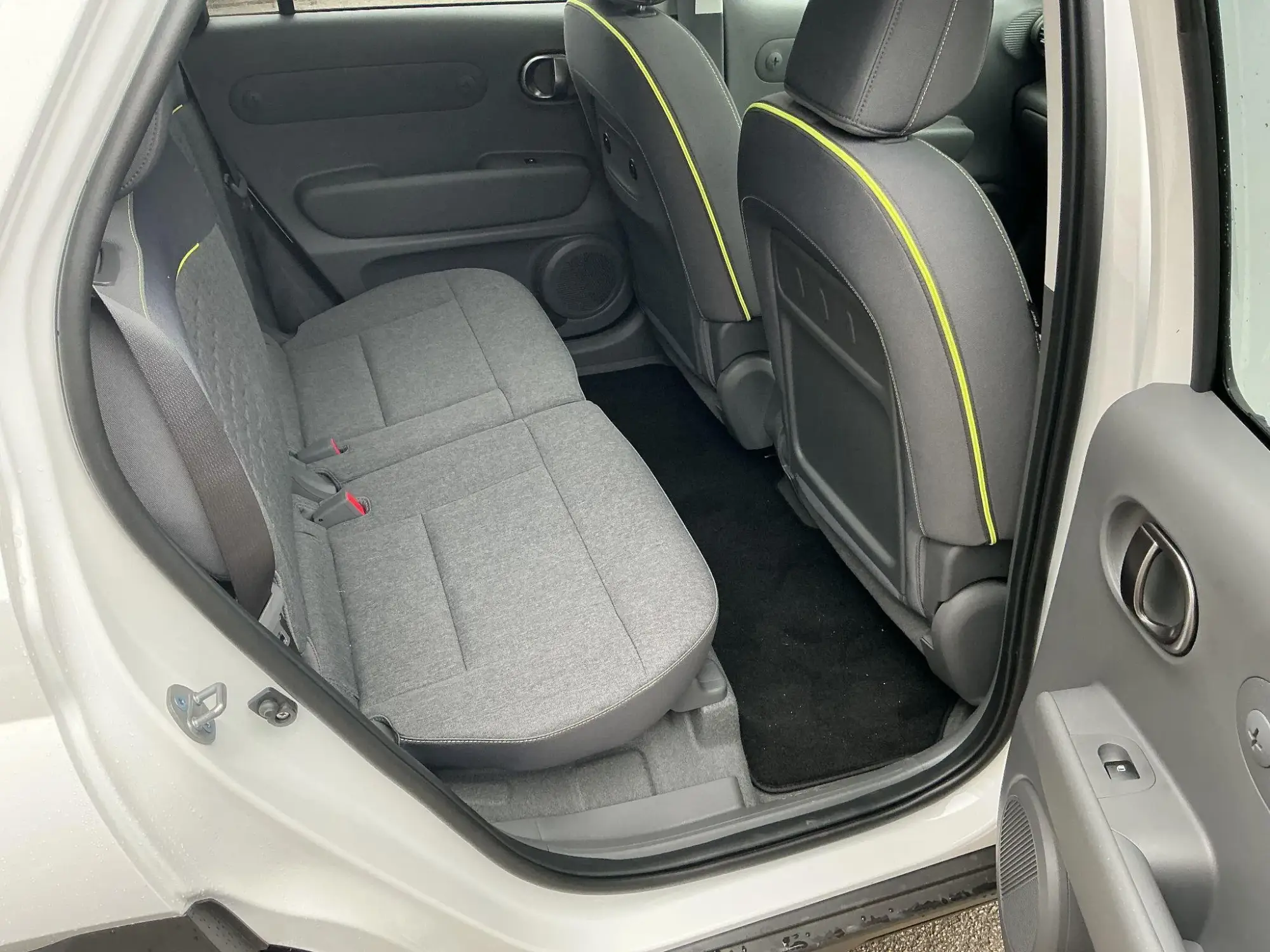 Hyundai INSTER Image 13