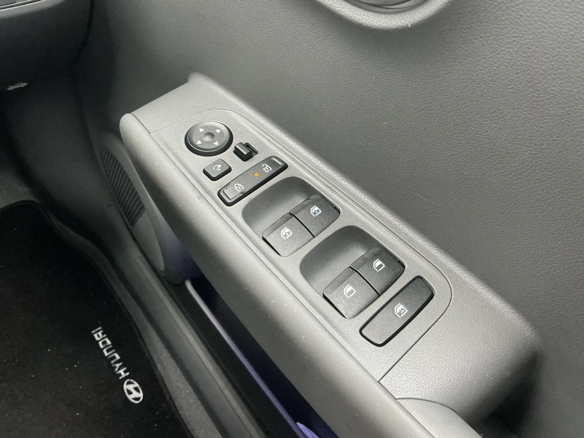Hyundai INSTER Image 14
