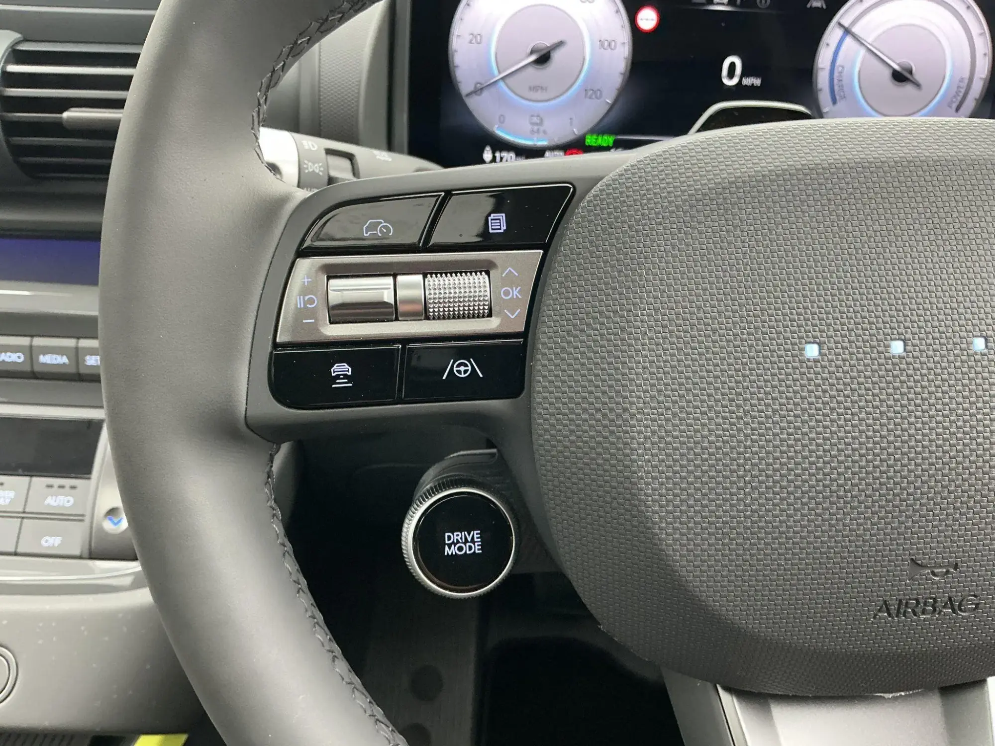 Hyundai INSTER Image 17