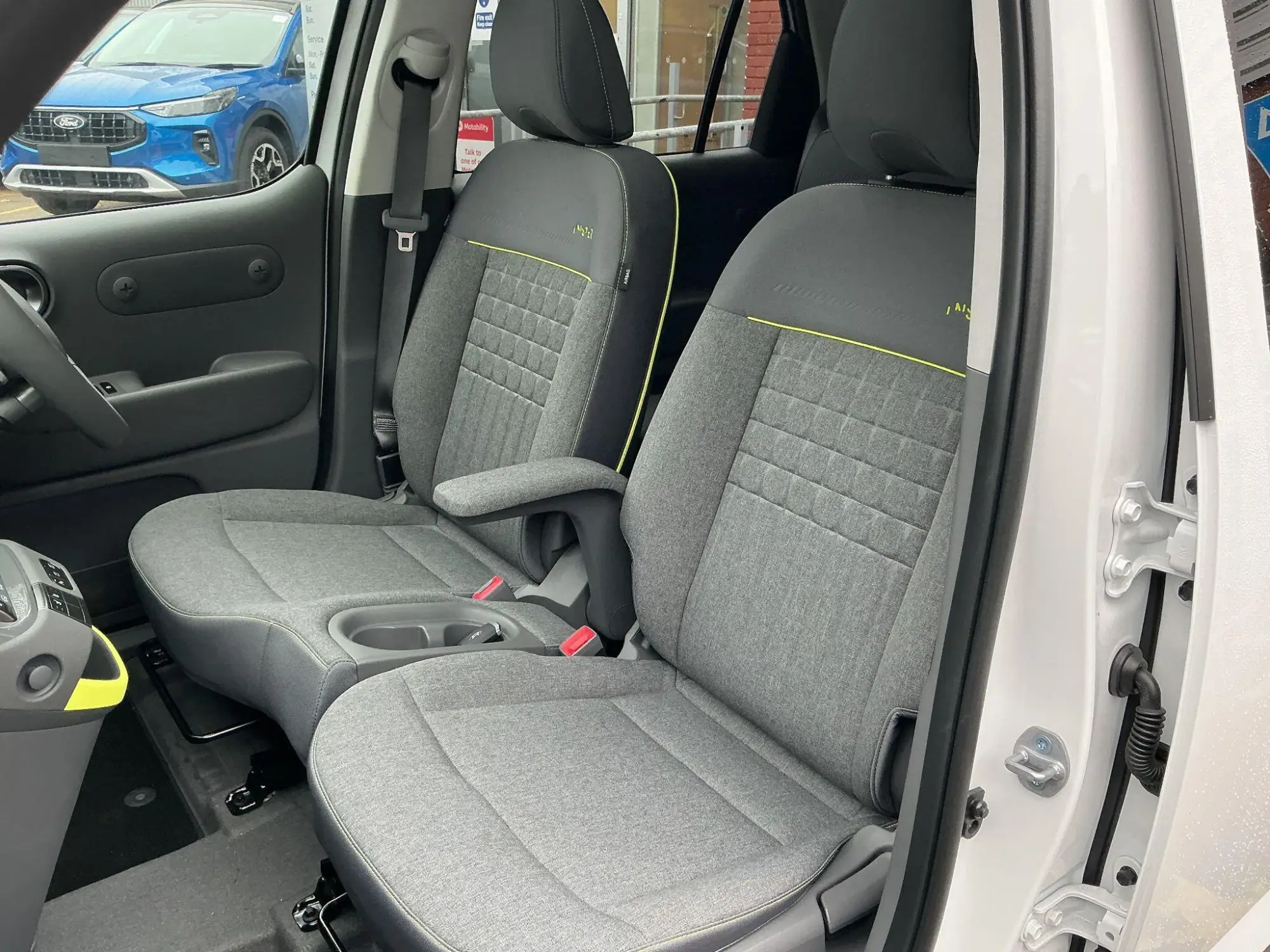 Hyundai INSTER Image 28