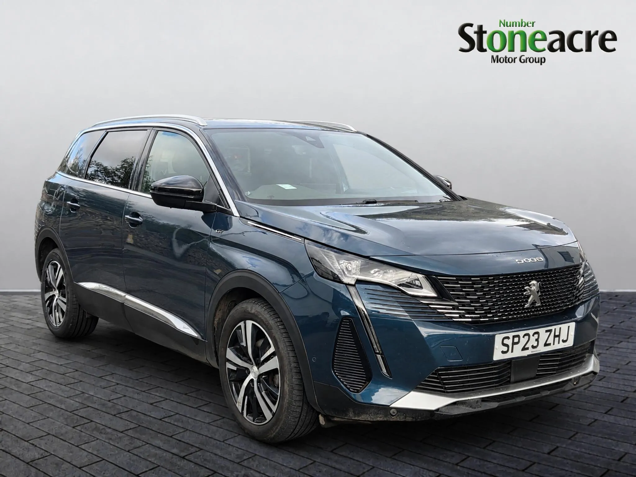 2023 Peugeot 5008
