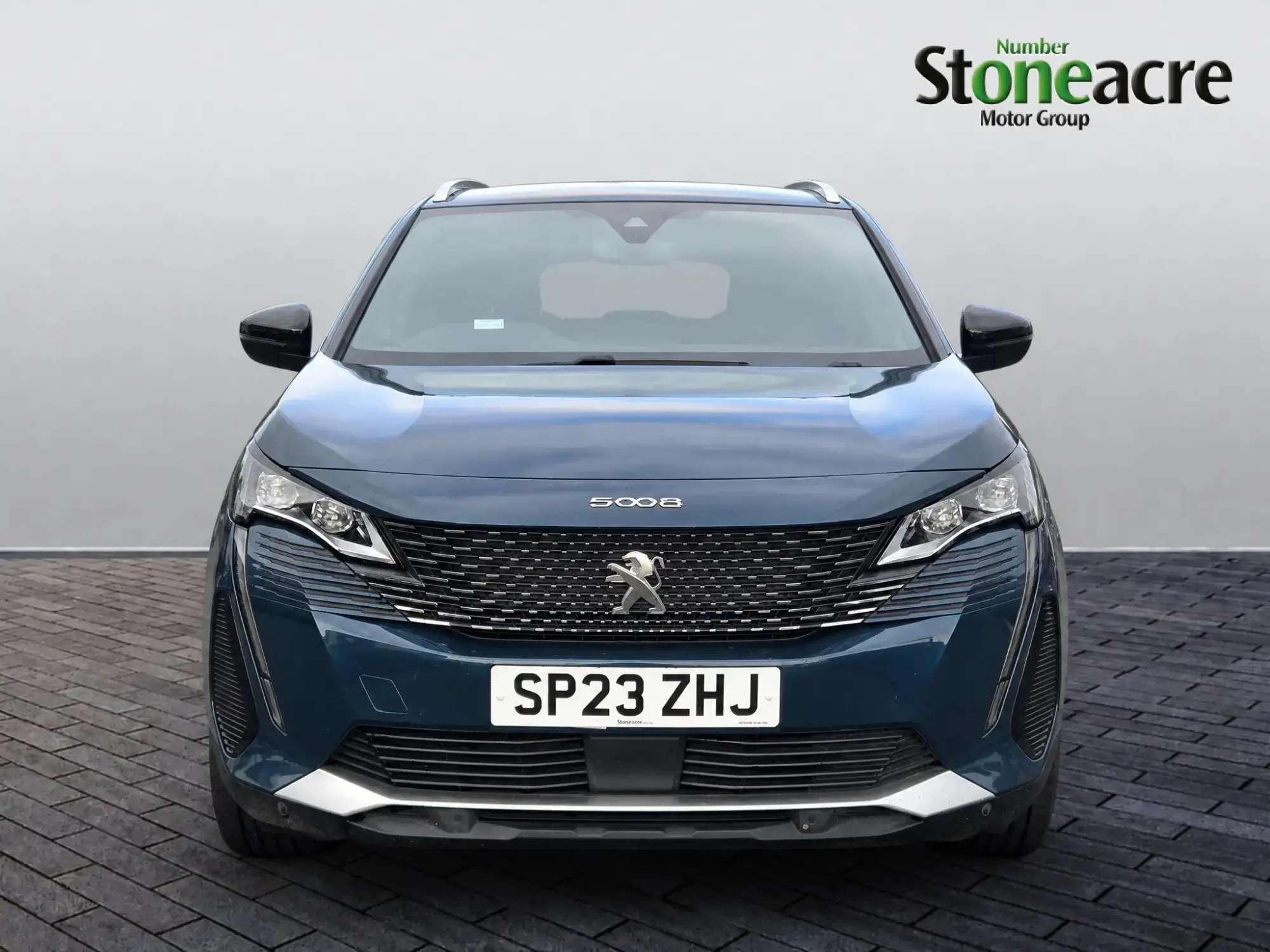 Peugeot 5008 Image 2