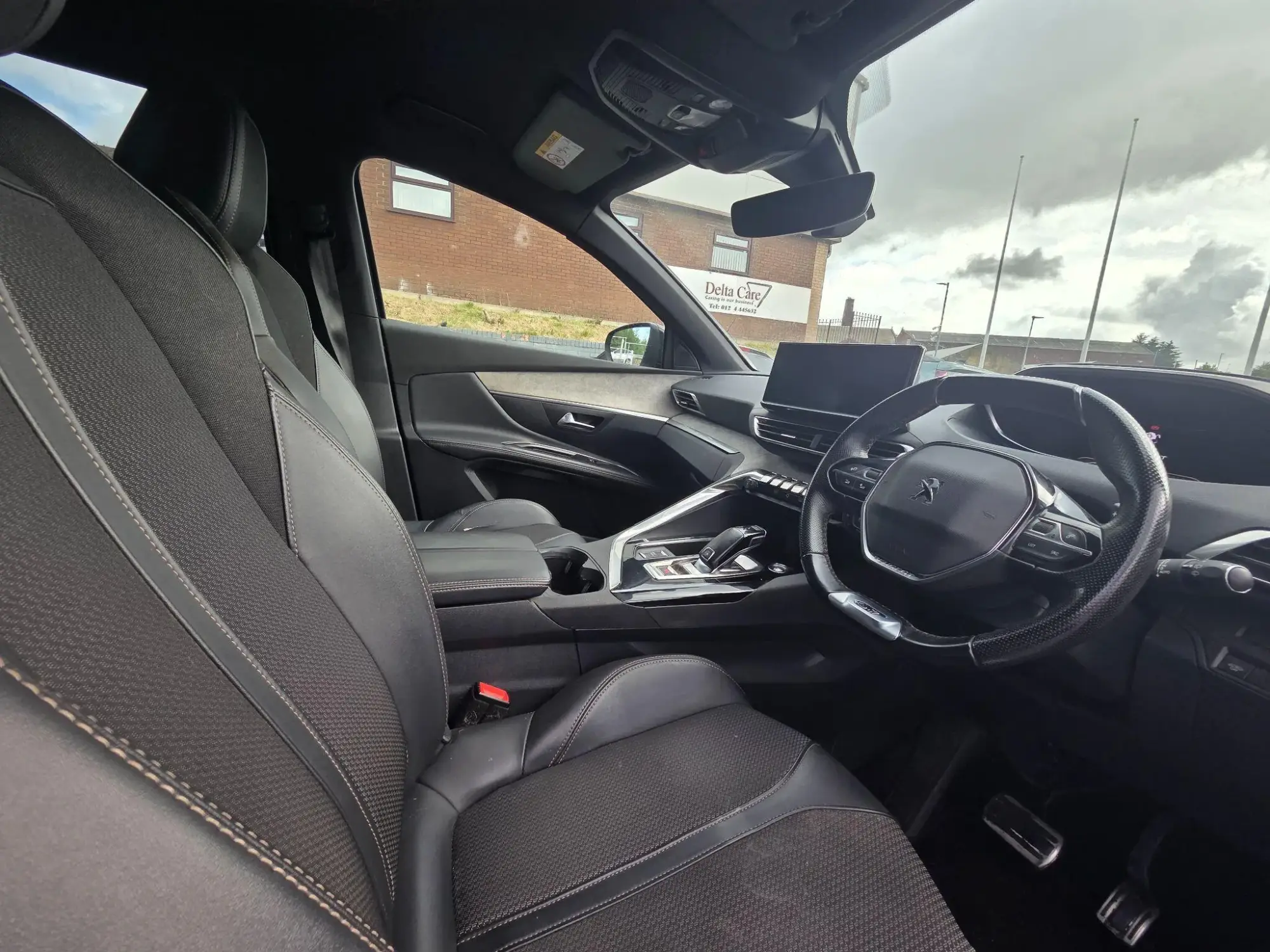 Peugeot 5008 Image 11