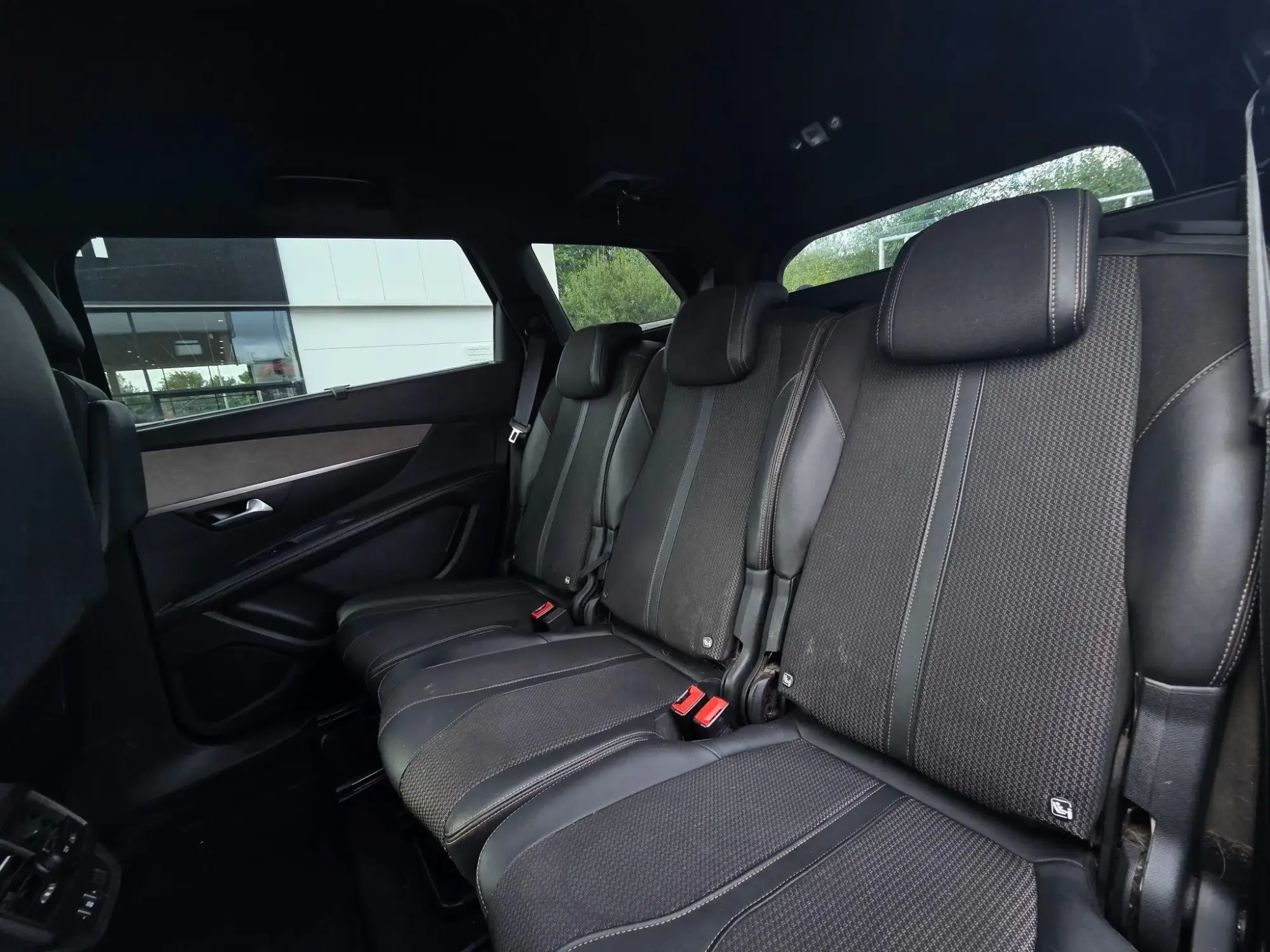Peugeot 5008 Image 16