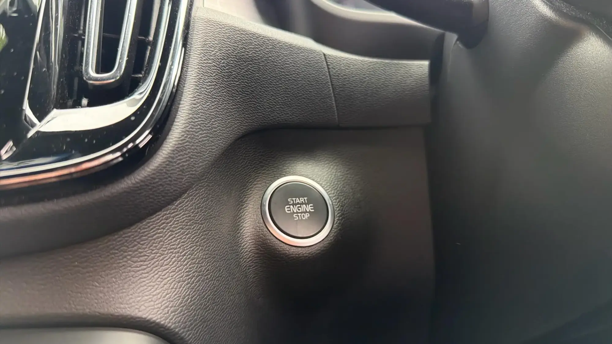 Volvo XC40 Image 24
