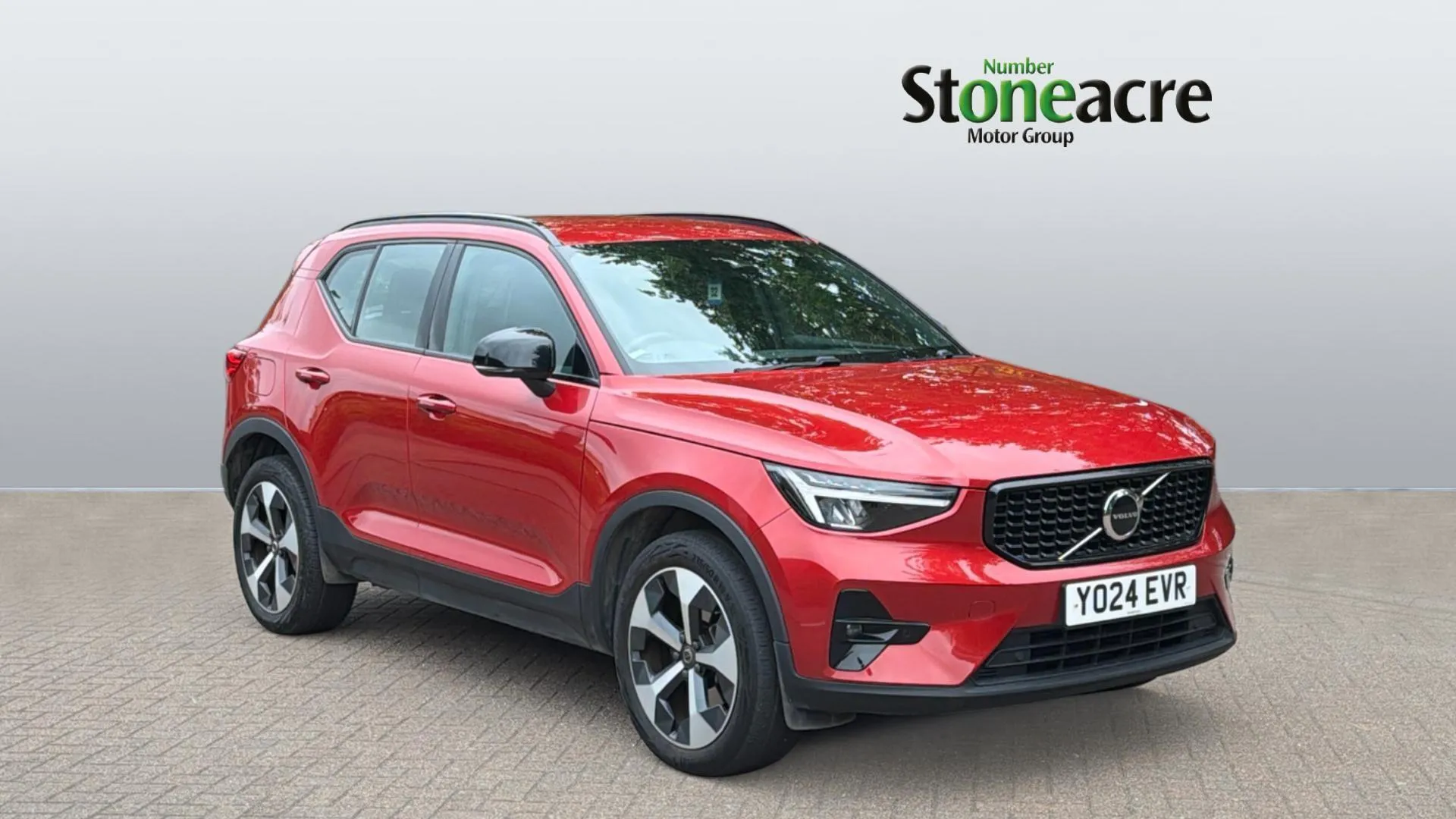 2024 Volvo XC40