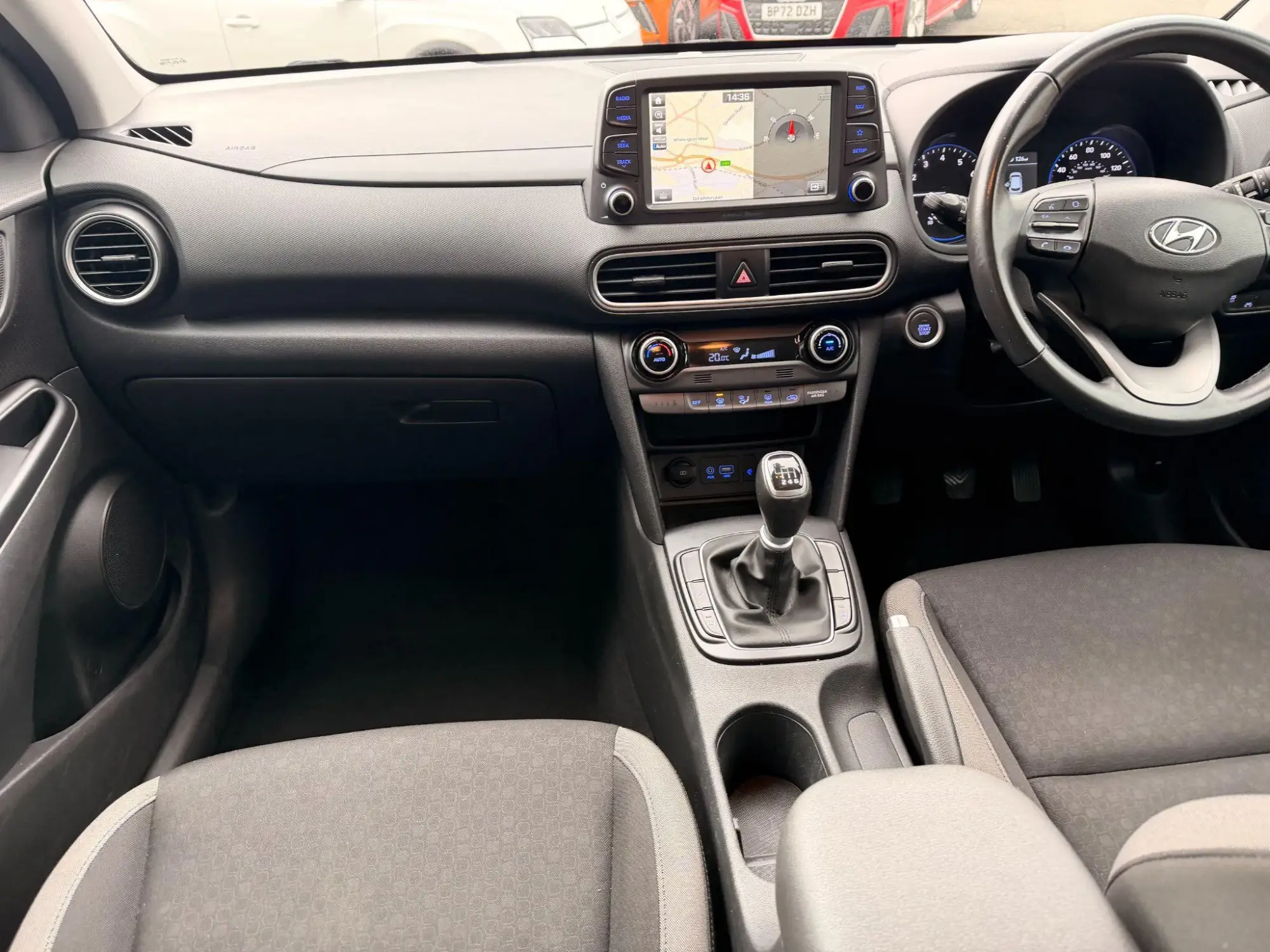 Hyundai KONA Image 12 Hyundai KONA Image 12