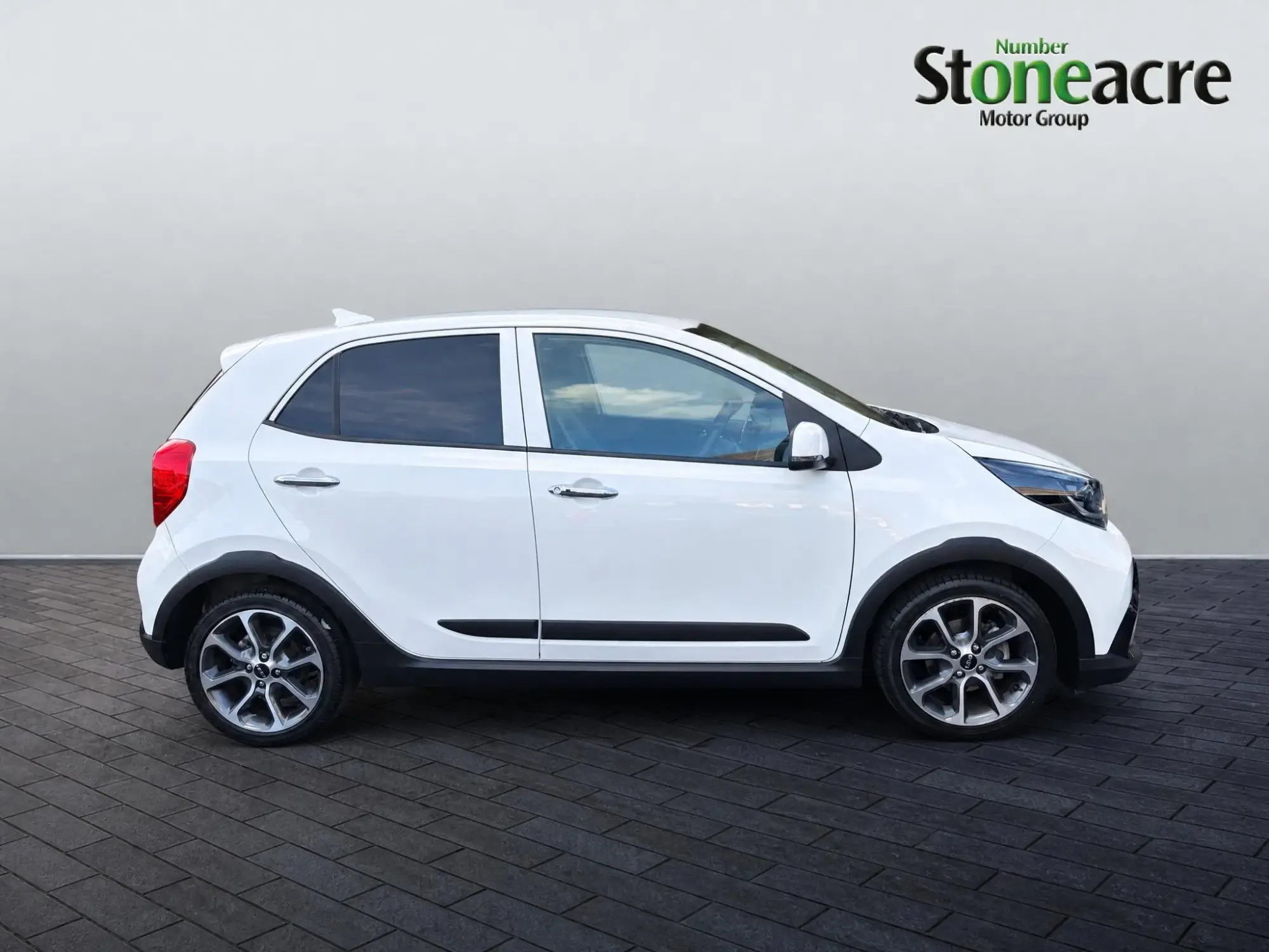 Kia Picanto 1.0 DPi X-Line S AMT Euro 6 (s/s) 5dr LD23RMJ Image 2 Kia Picanto 1.0 DPi X-Line S AMT Euro 6 (s/s) 5dr LD23RMJ Image 2