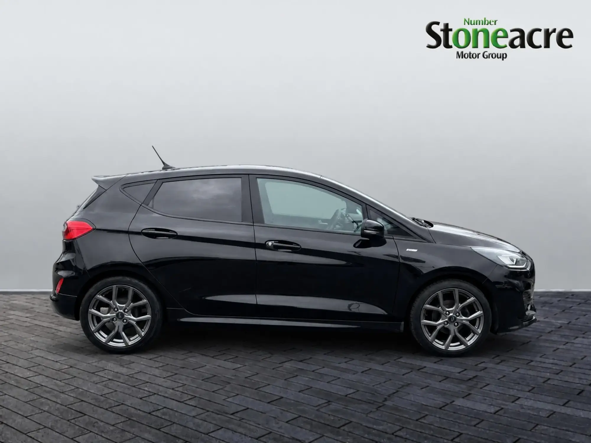 Ford Fiesta Image 2