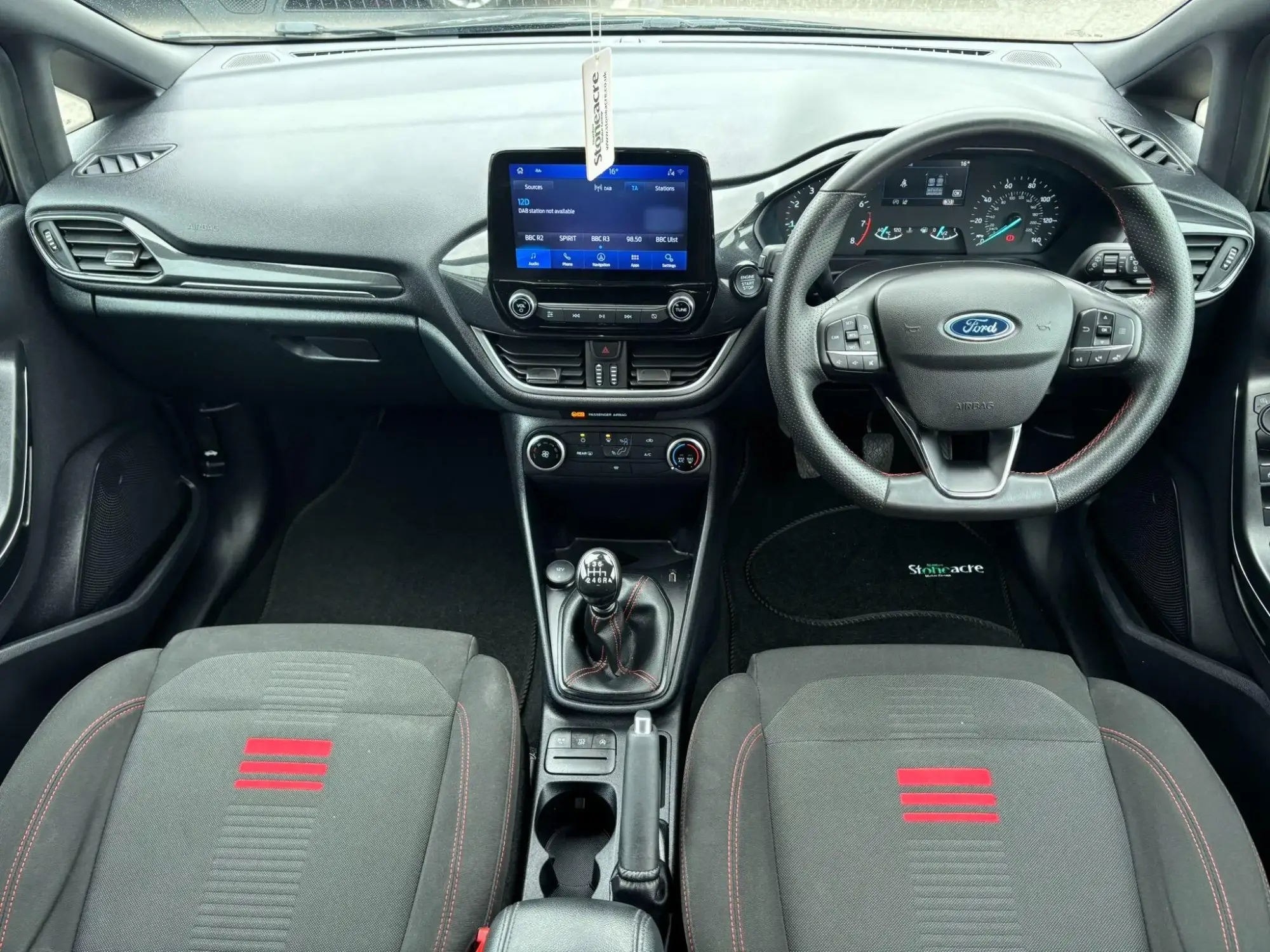 Ford Fiesta Image 11