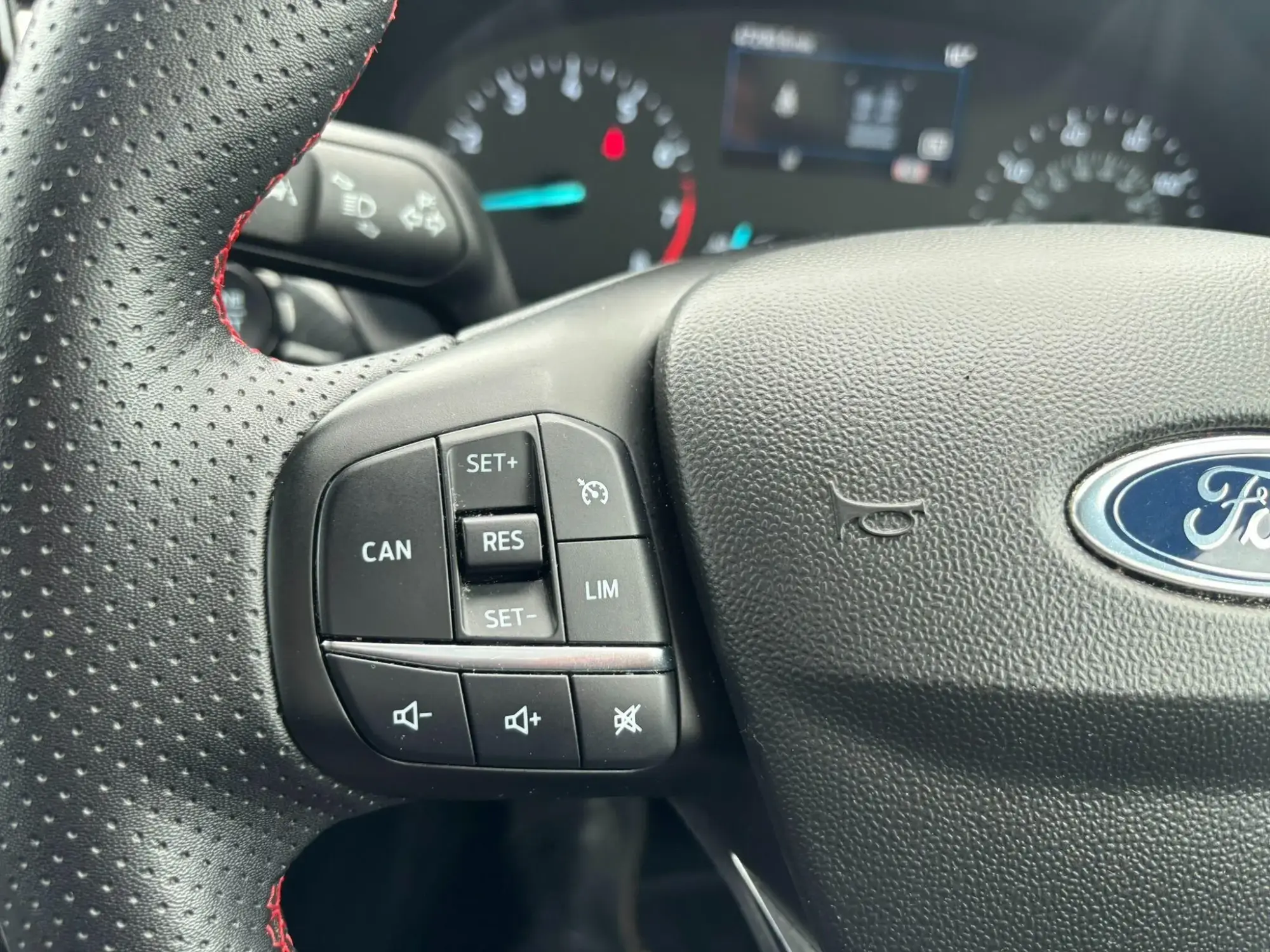 Ford Fiesta Image 21