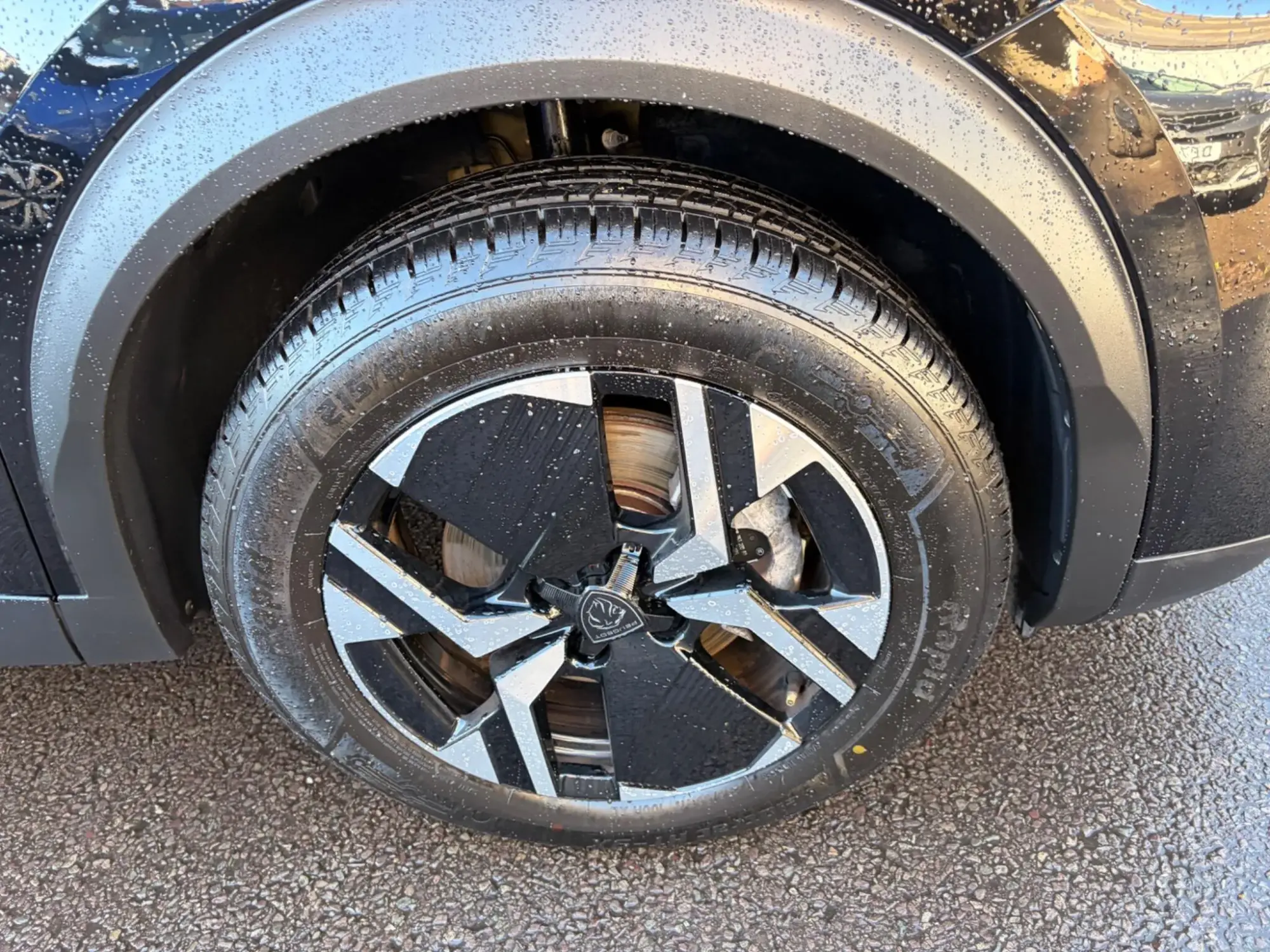 Peugeot E-2008 Image 36