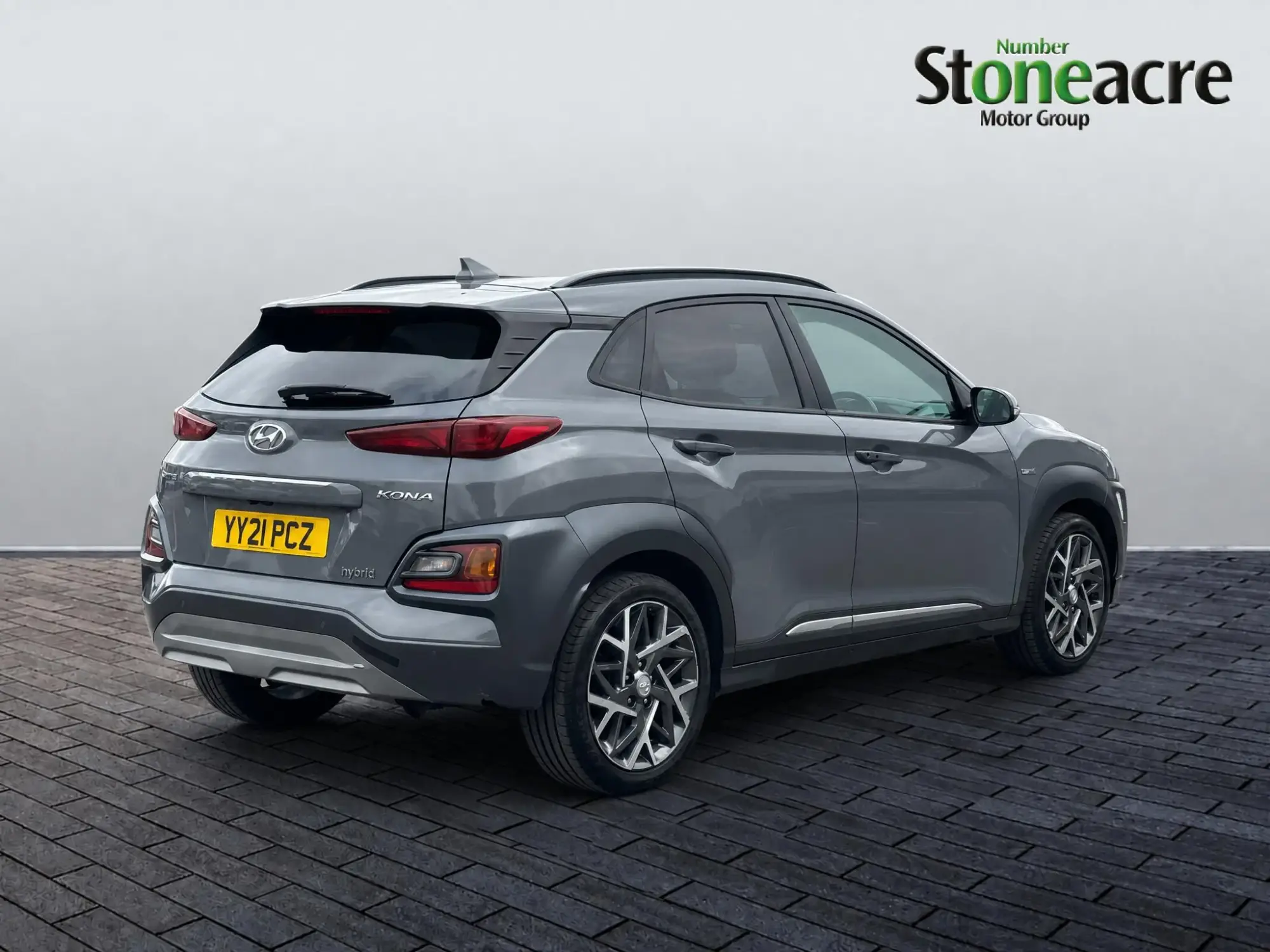 Hyundai KONA 1.6 GDi Hybrid Premium 5dr DCT YY21PCZ Image 2