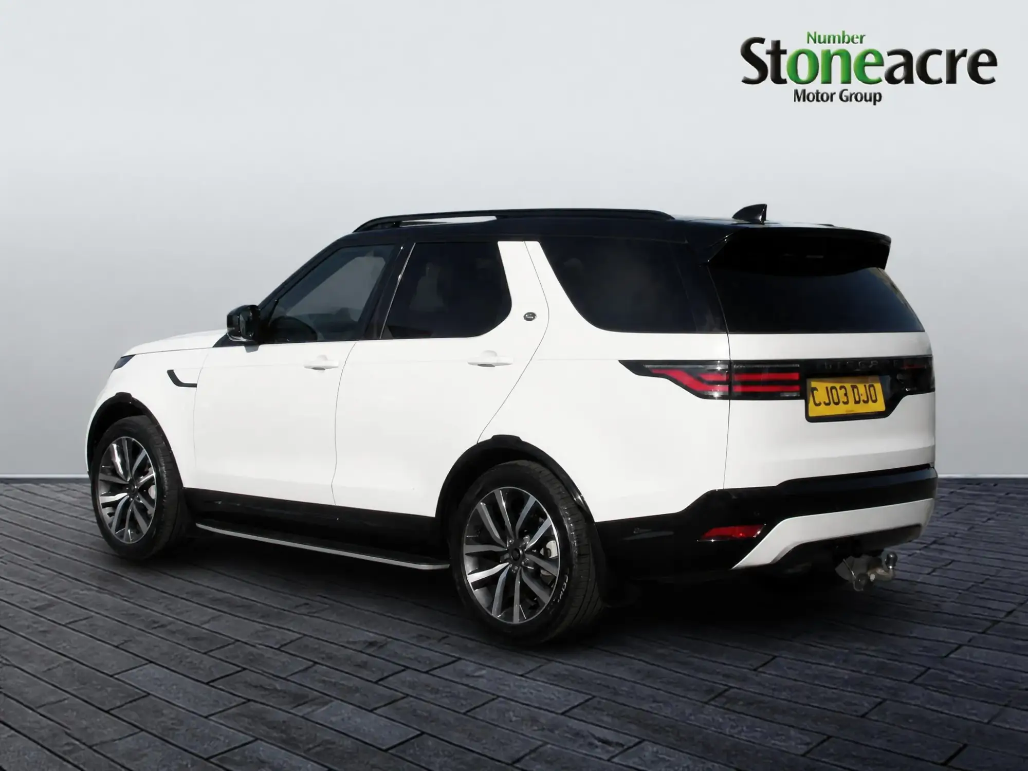 Land Rover Discovery Image 4