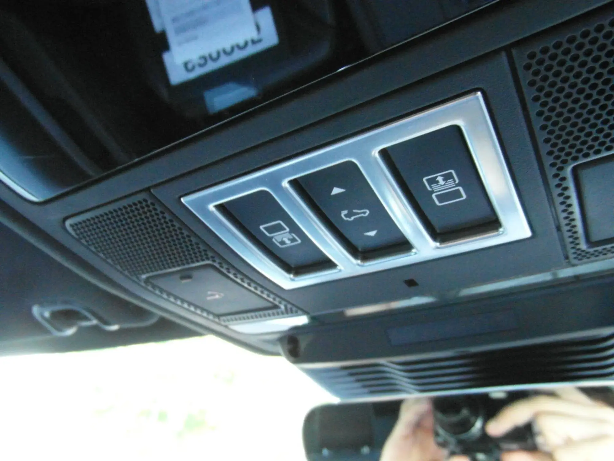Land Rover Discovery Image 27
