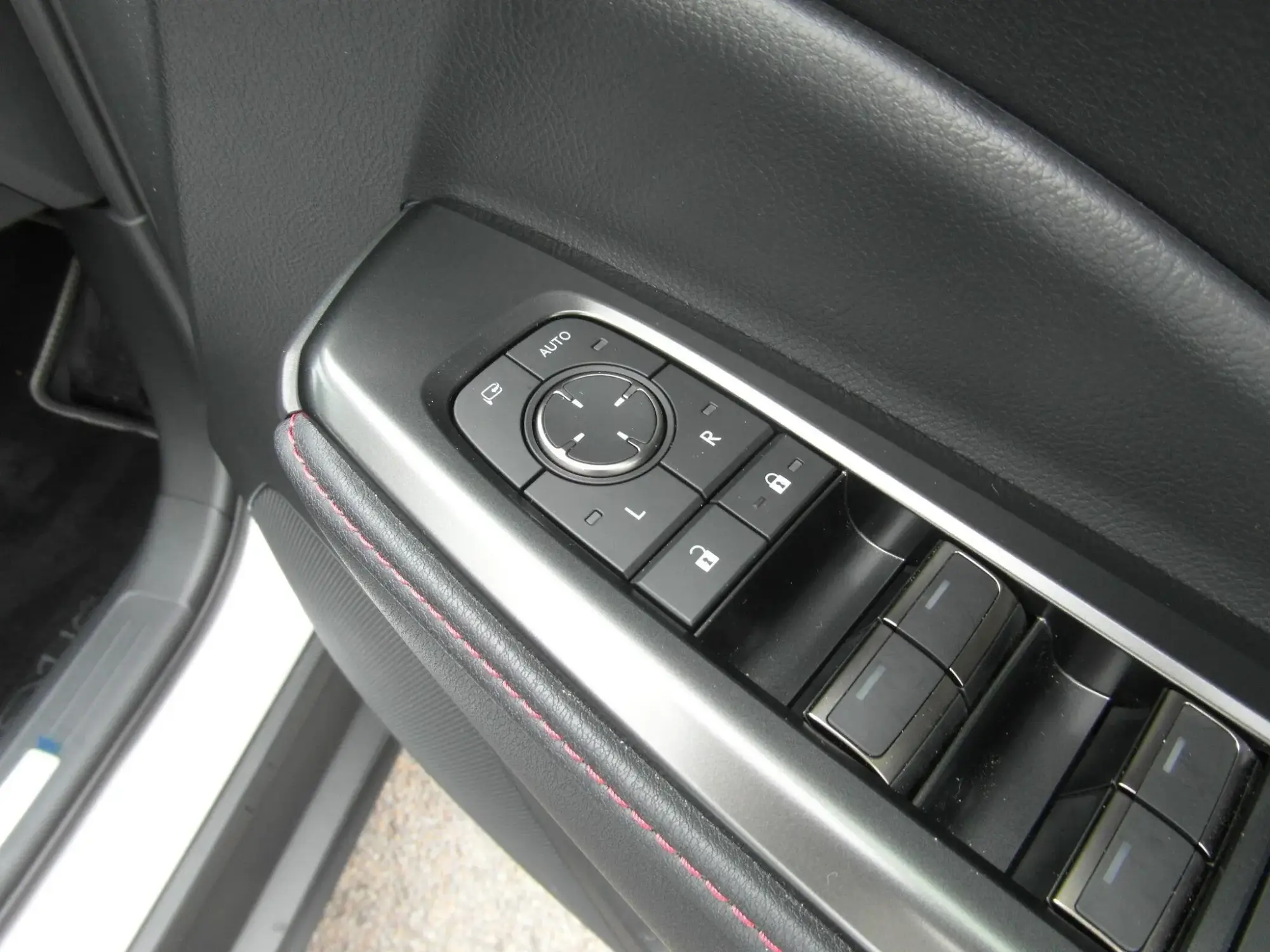 Lexus LBX Image 13 Lexus LBX Image 13