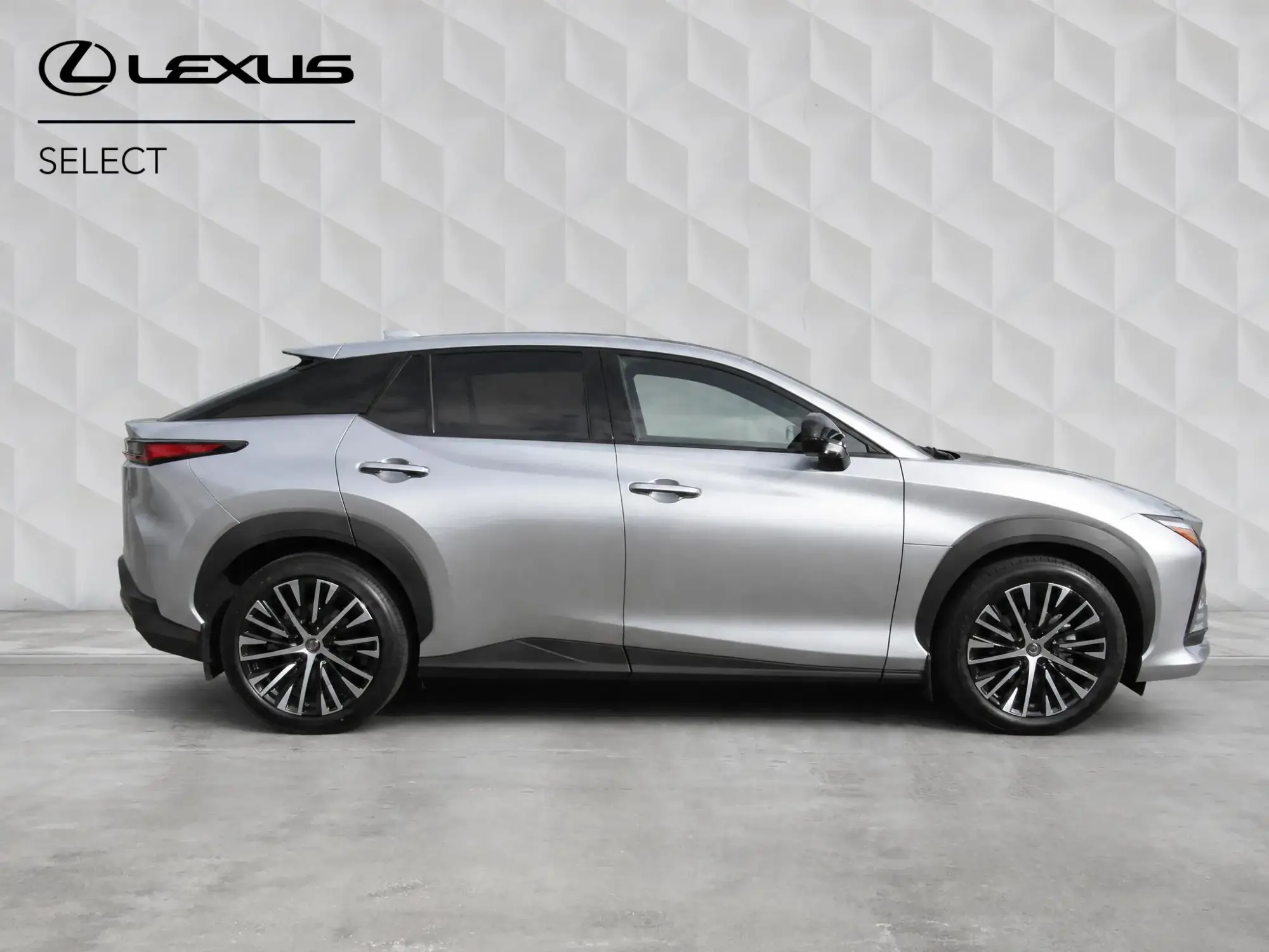 Lexus RZ Image 8