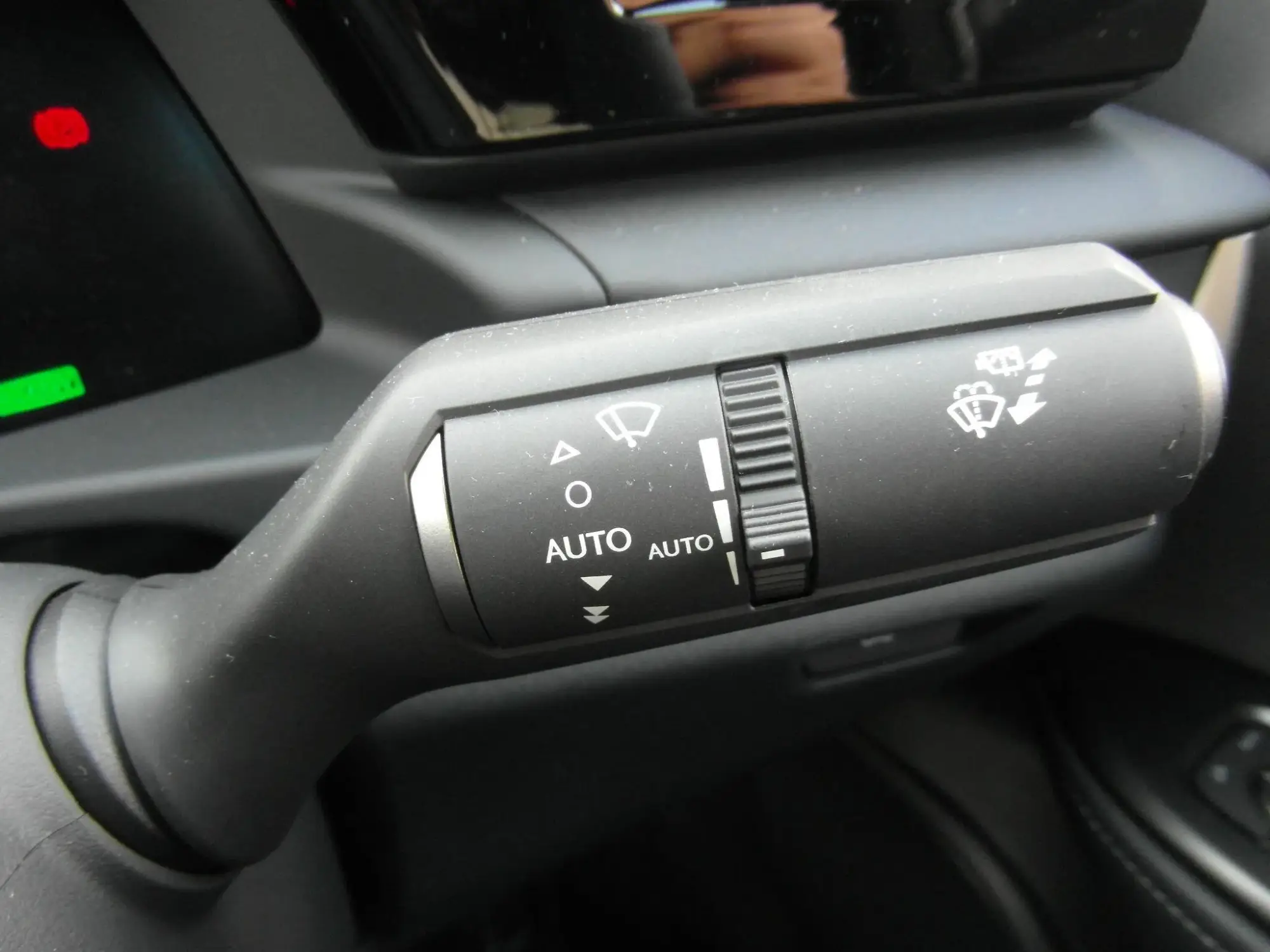 Lexus RZ Image 18