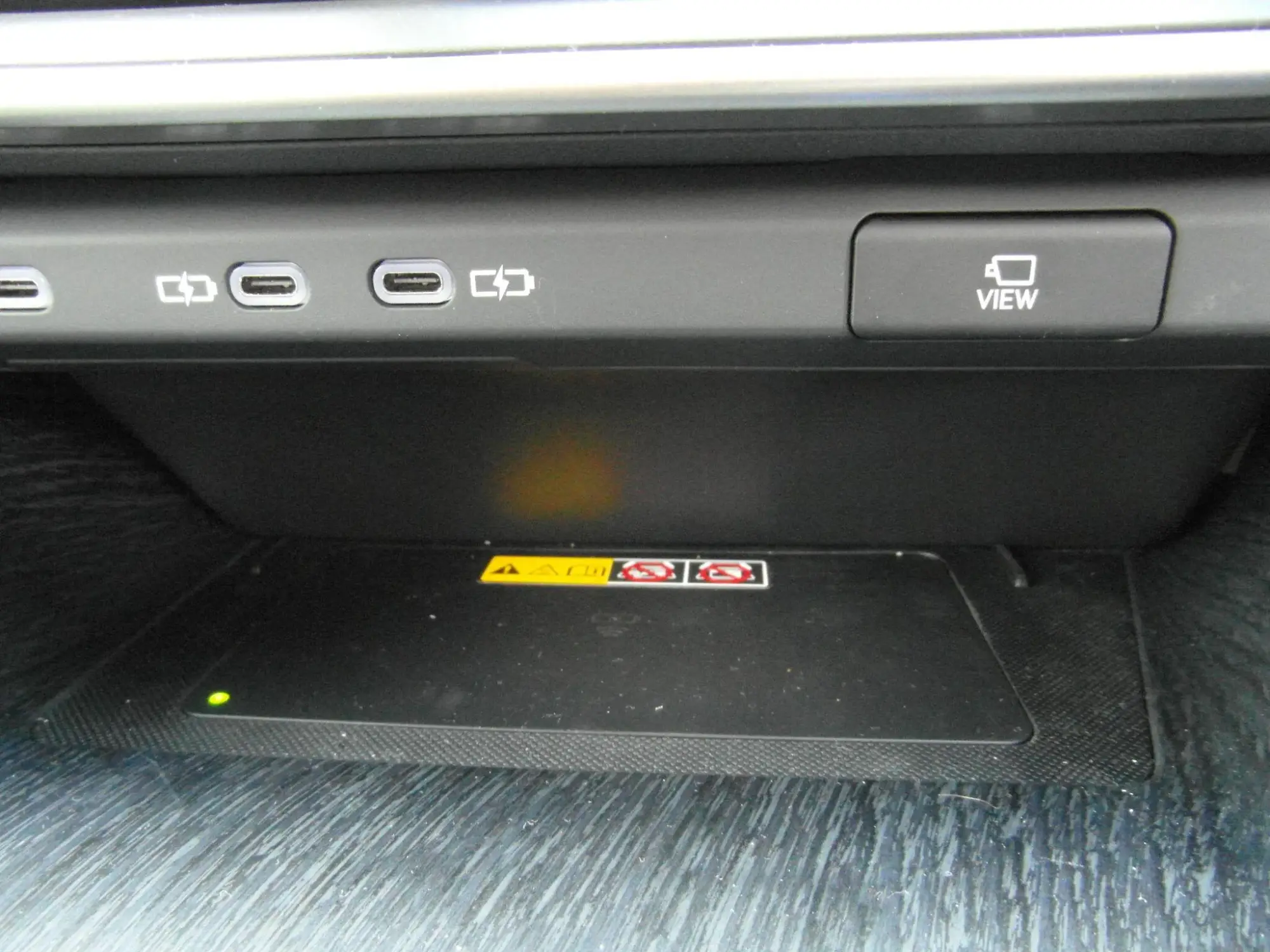 Lexus RZ Image 21