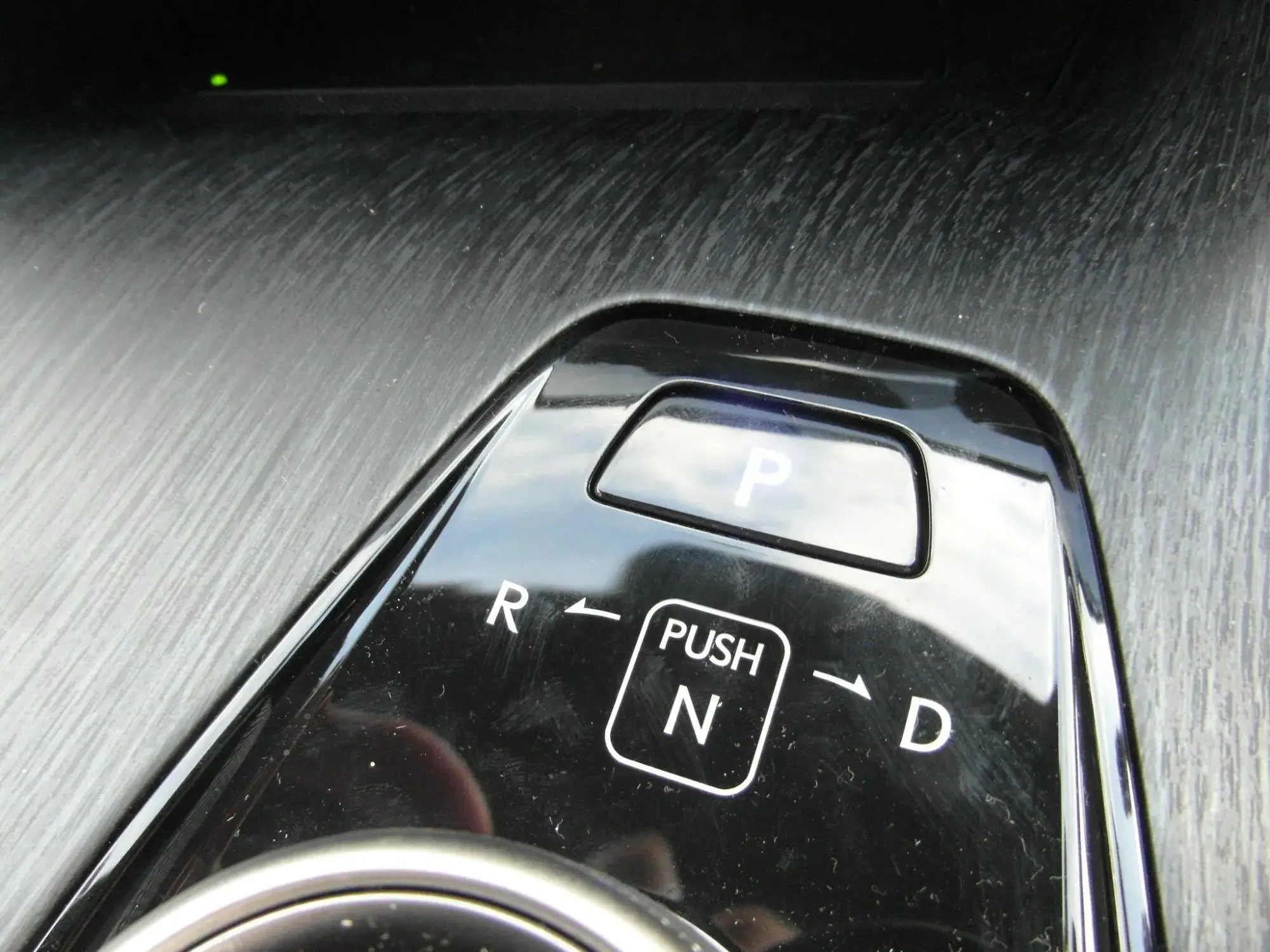 Lexus RZ Image 22