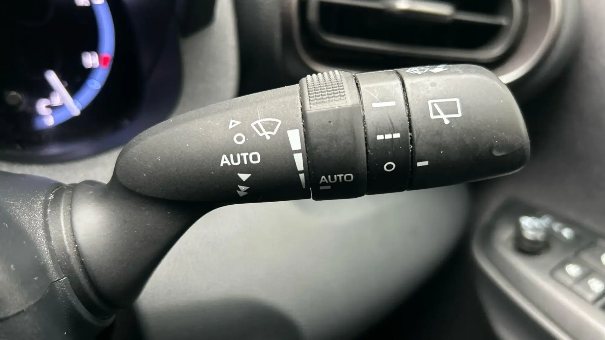 Toyota Yaris Cross Hybrid Image 35 Toyota Yaris Cross Hybrid Image 35