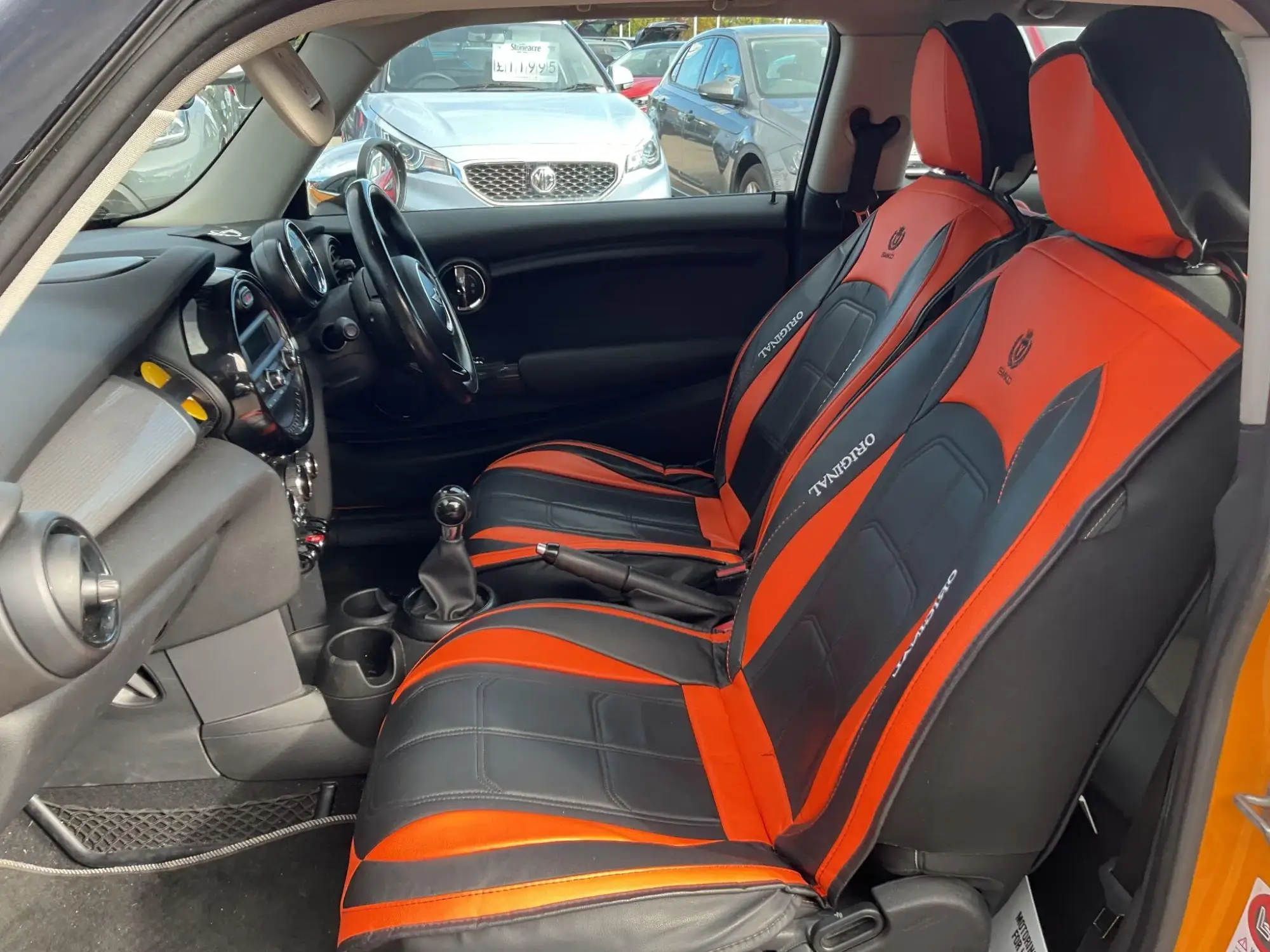 MINI Hatch Image 17