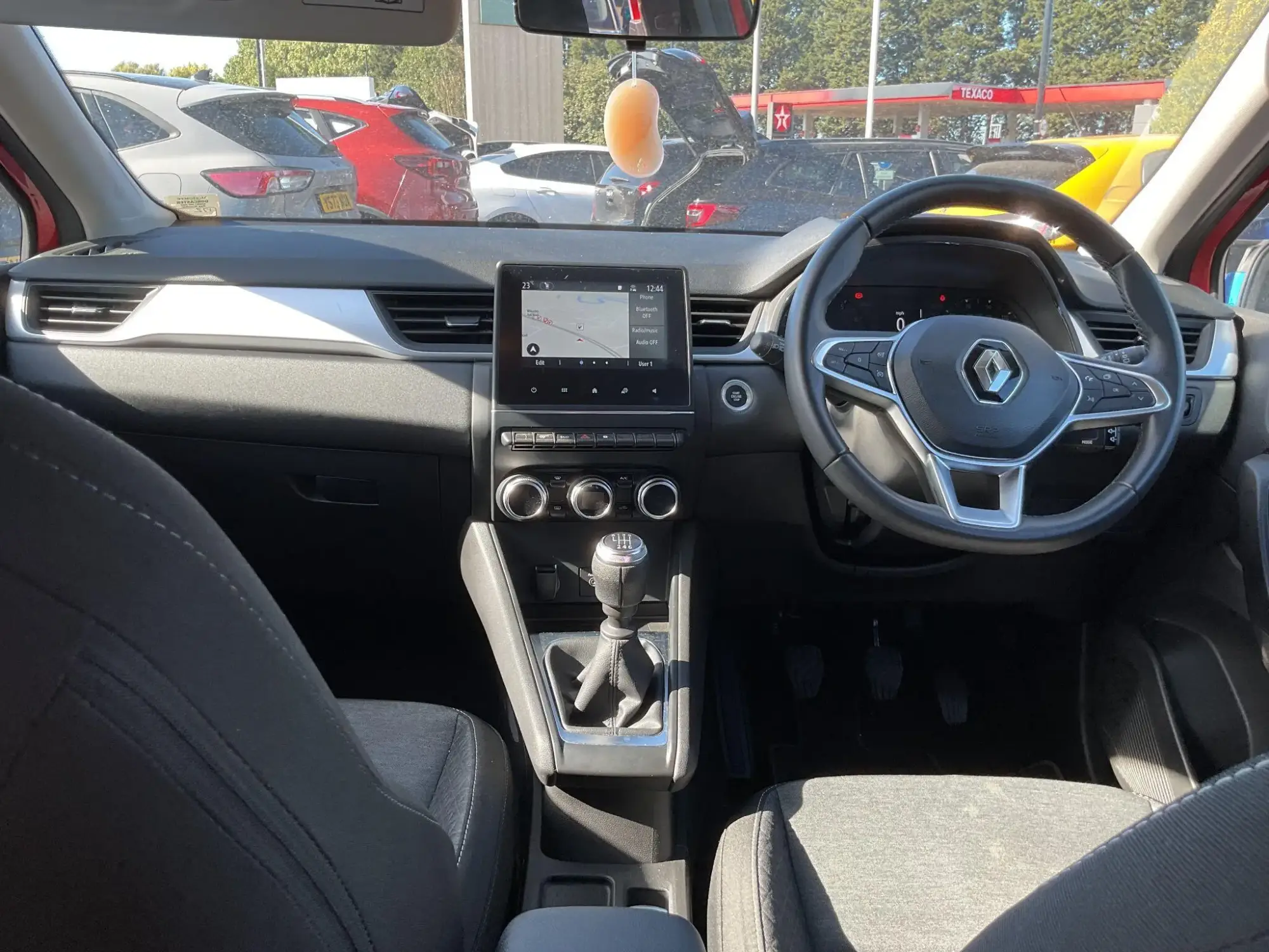 Renault Captur Image 9 Renault Captur Image 9