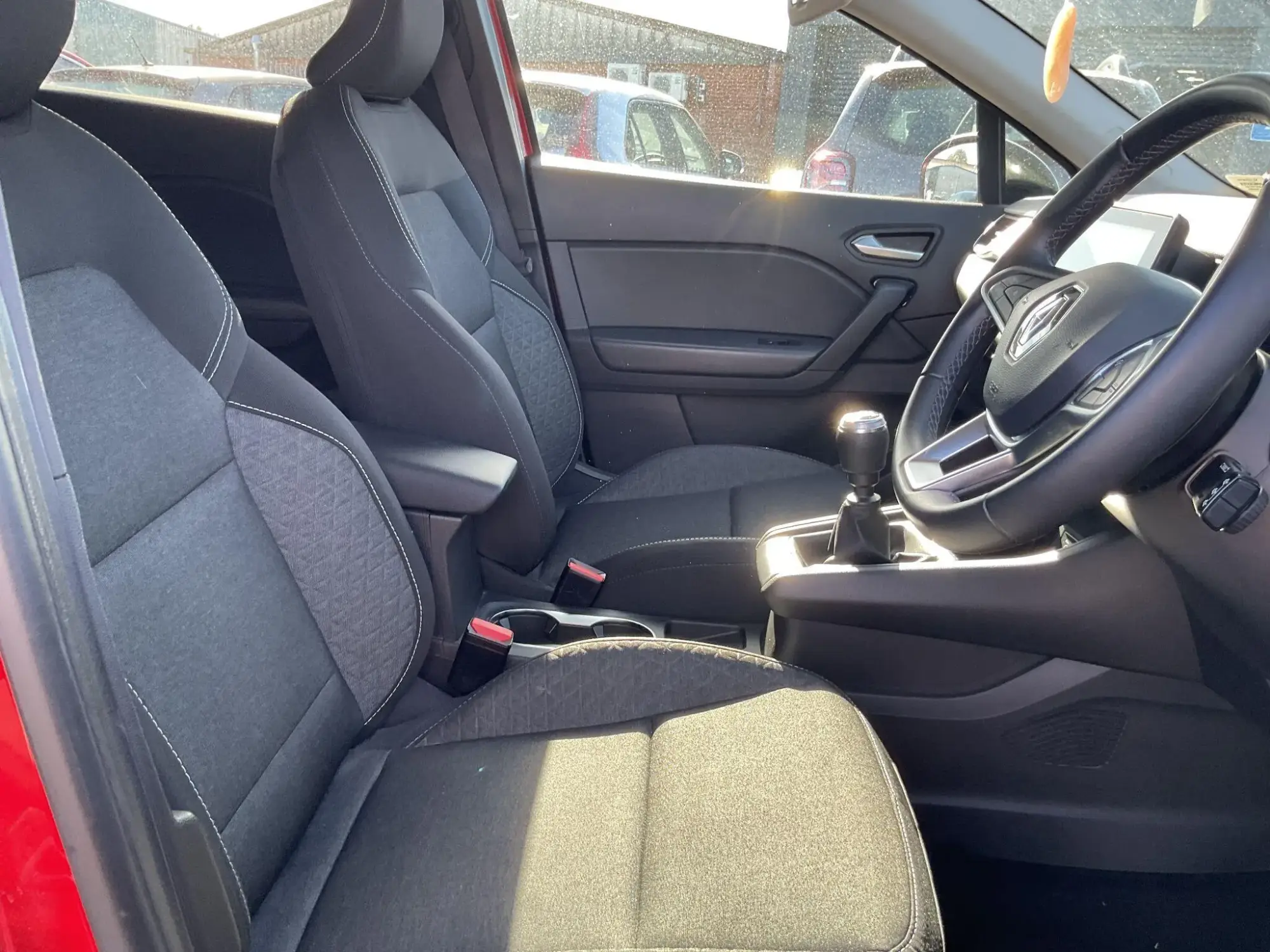 Renault Captur Image 10 Renault Captur Image 10