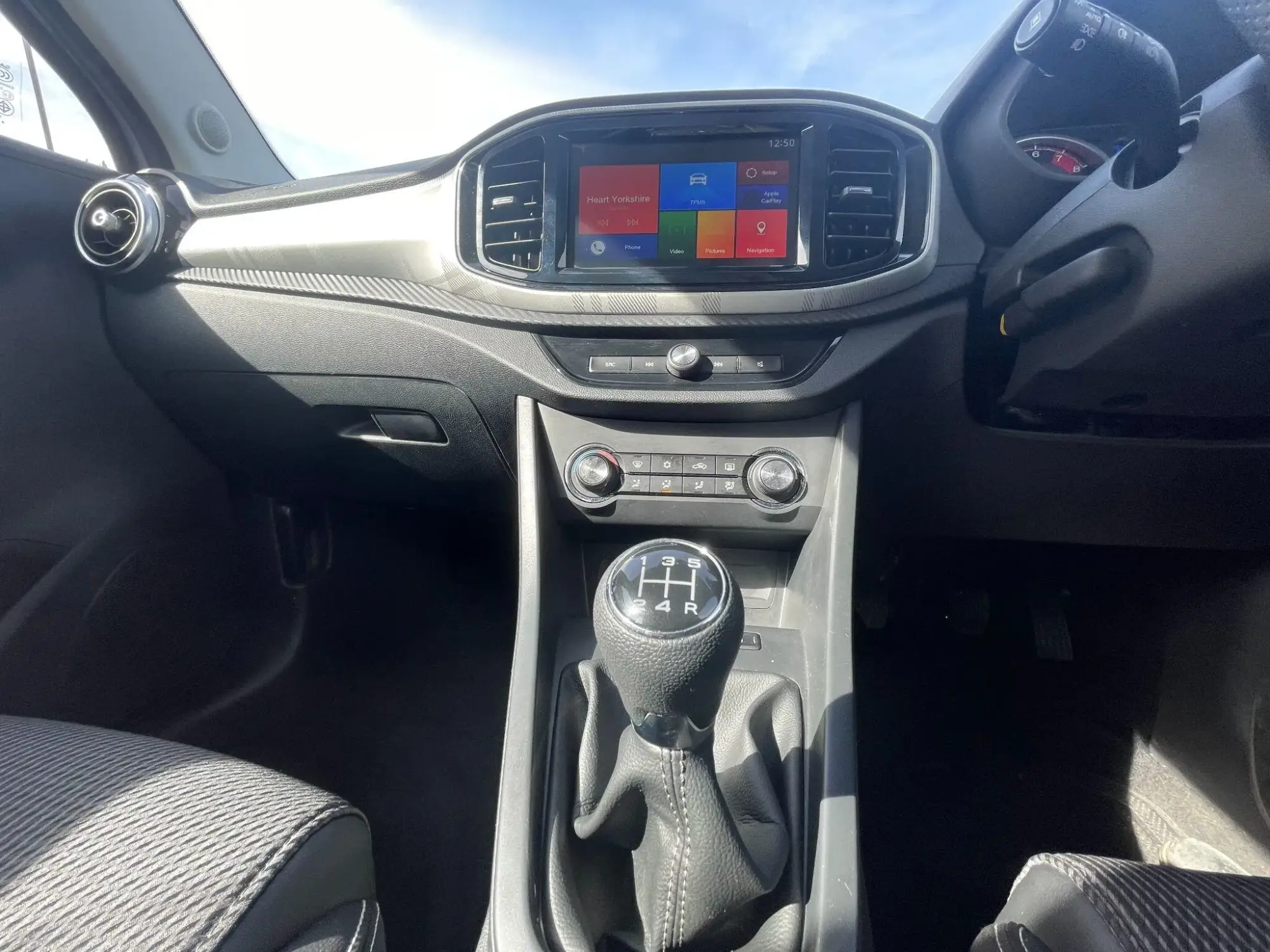 MG3 Image 9 MG3 Image 9