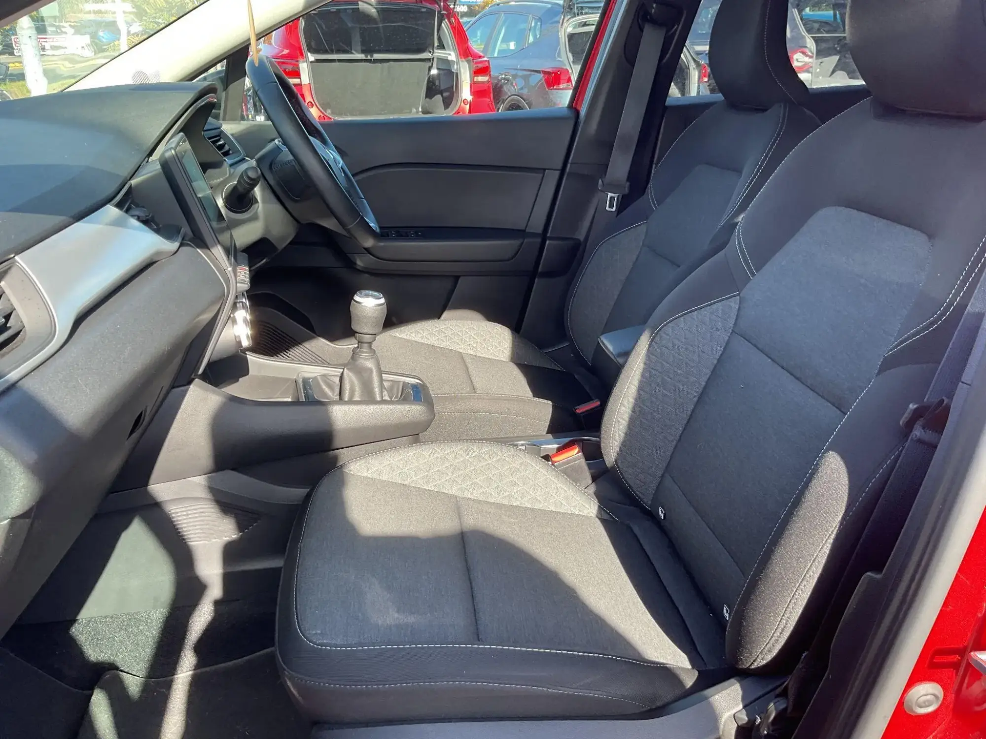 Renault Captur Image 22 Renault Captur Image 22