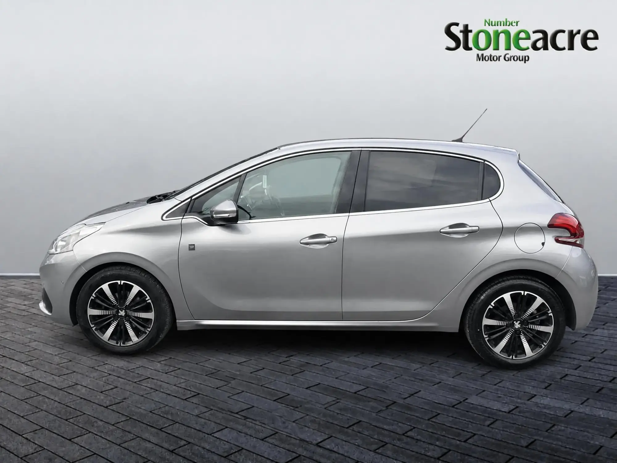 Peugeot 208 Image 6 Peugeot 208 Image 6