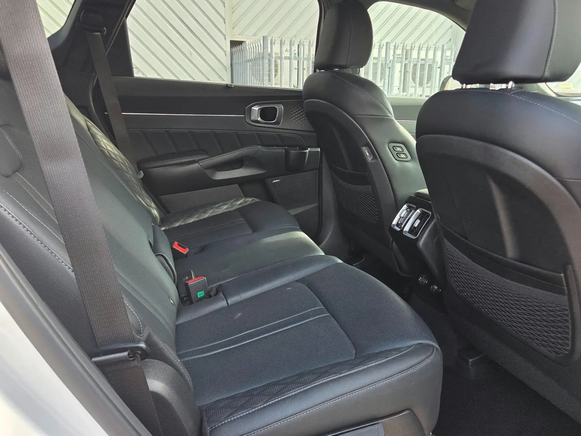 Kia Sorento Image 14 Kia Sorento Image 14