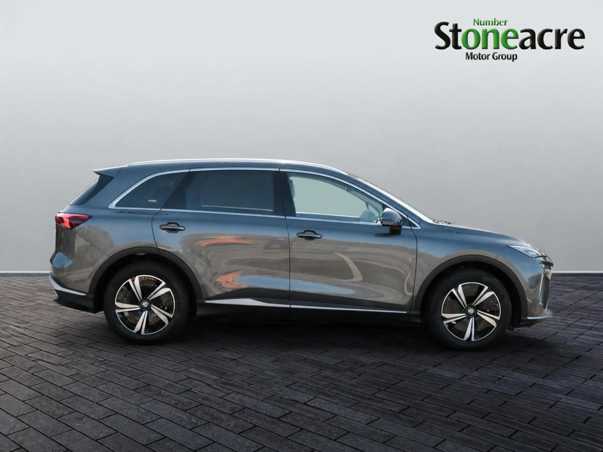 MG MGS6 77kWh SE Long Range Auto 5dr ME26AFZ Image 2 MG MGS6 77kWh SE Long Range Auto 5dr ME26AFZ Image 2