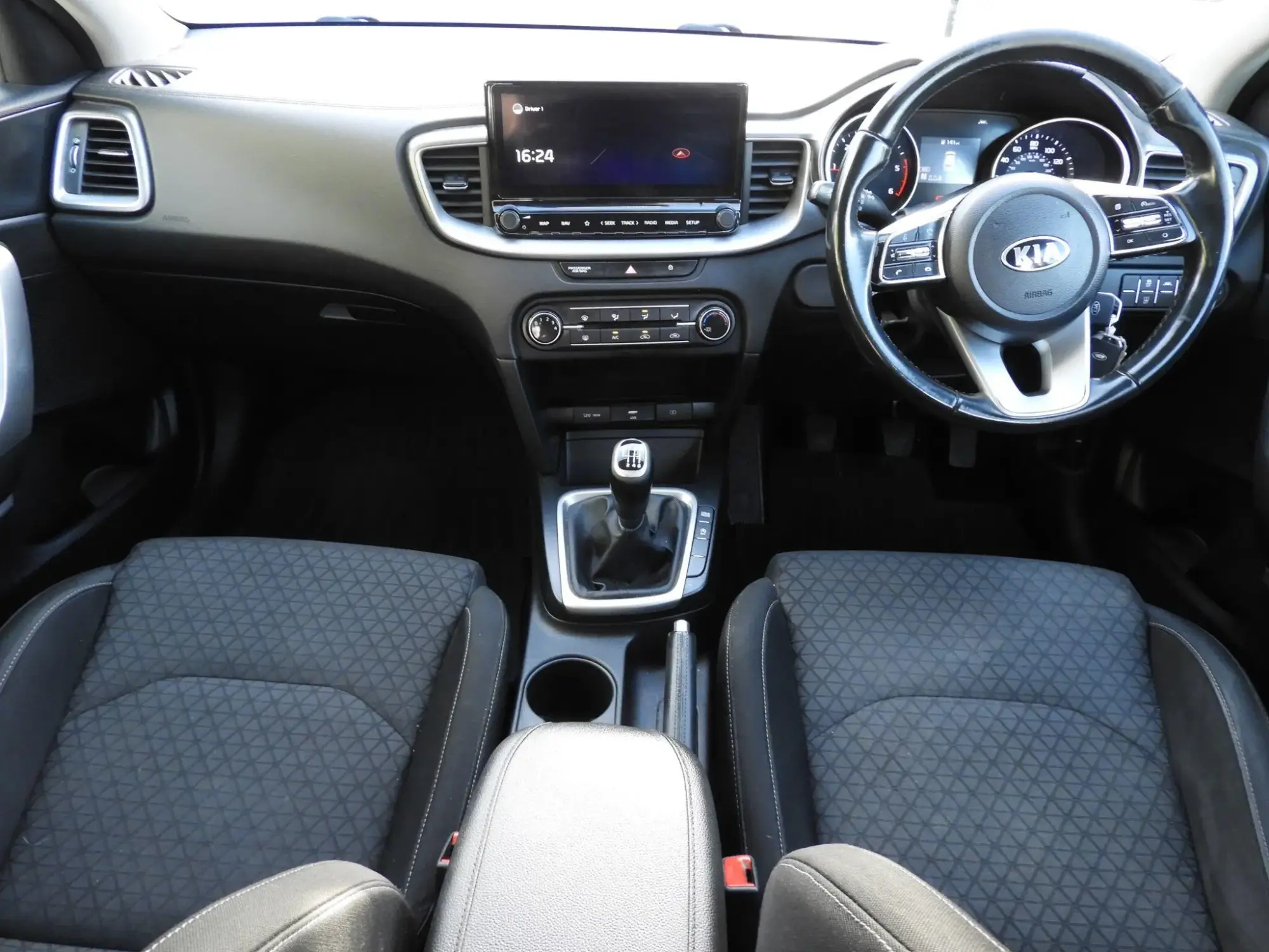 Kia Ceed Image 16 Kia Ceed Image 16