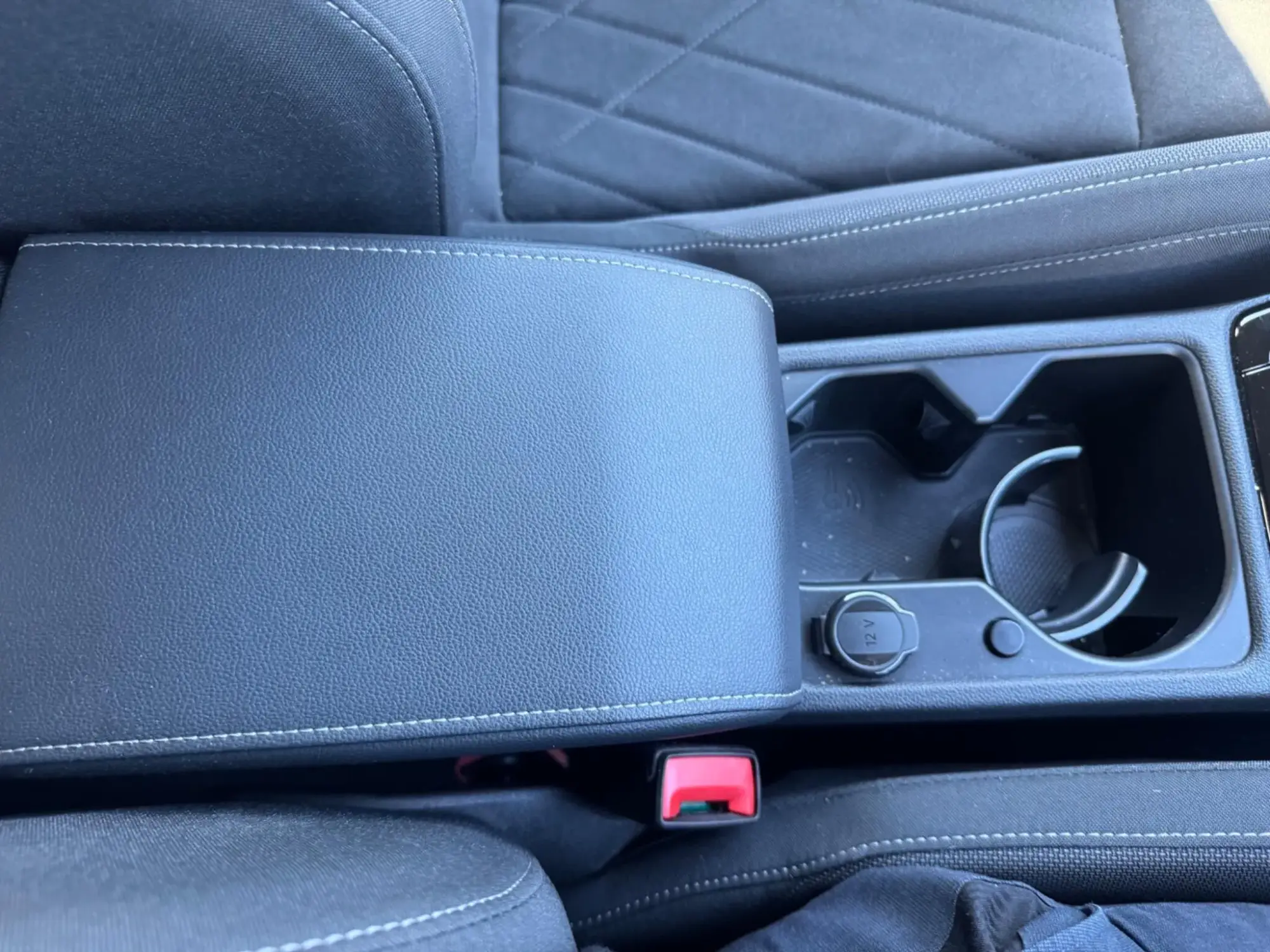 Volkswagen Golf Image 13