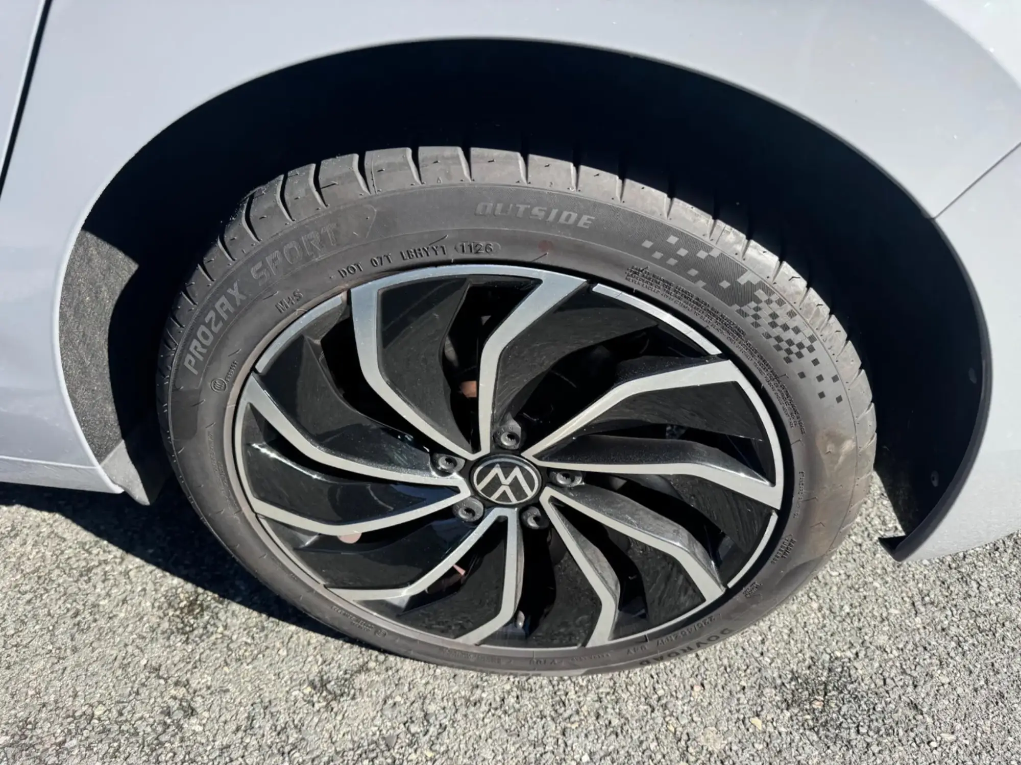 Volkswagen Golf Image 21