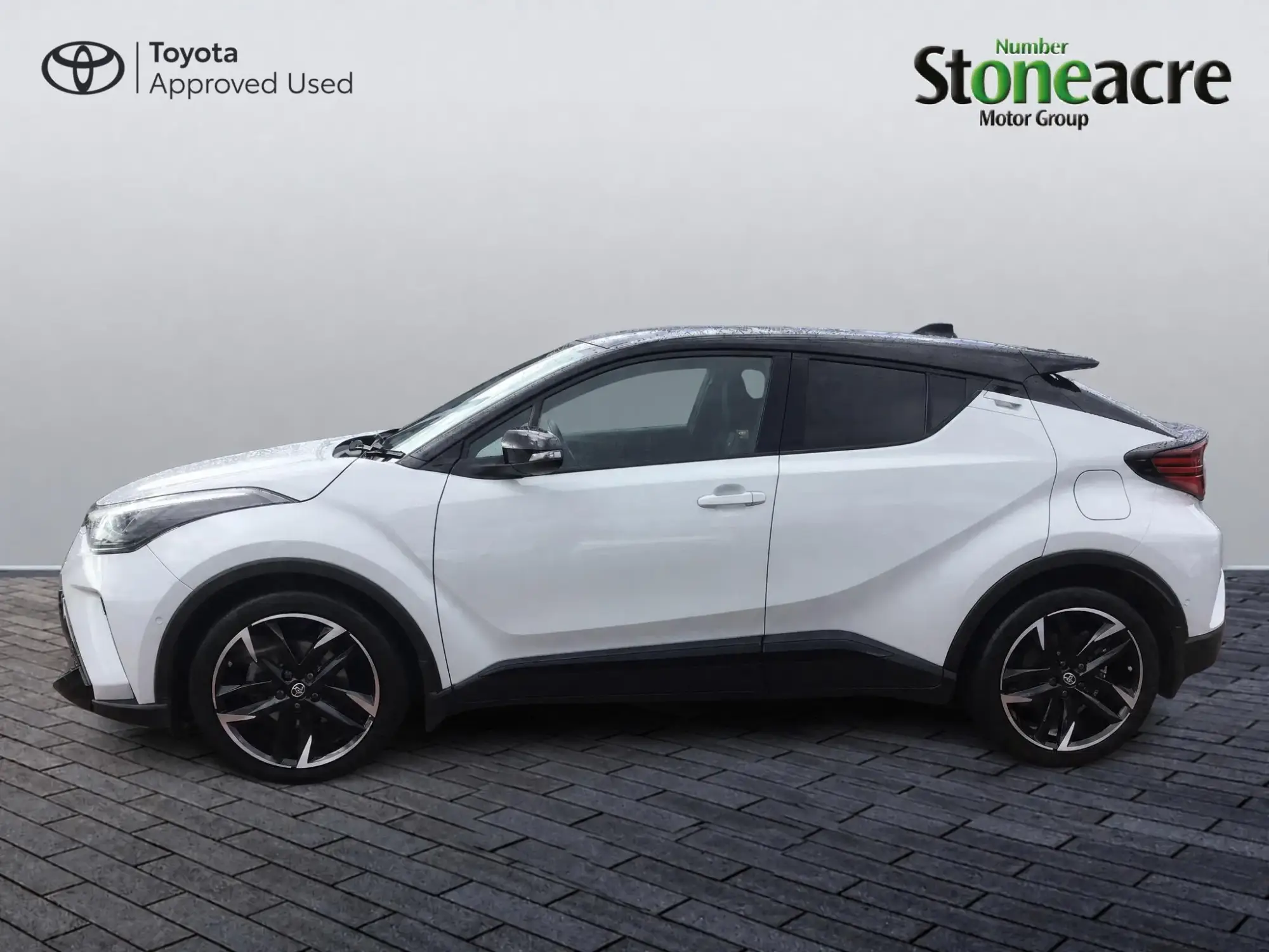 Toyota C-HR Self-Charging Hybrid Image 21 Toyota C-HR Self-Charging Hybrid Image 21