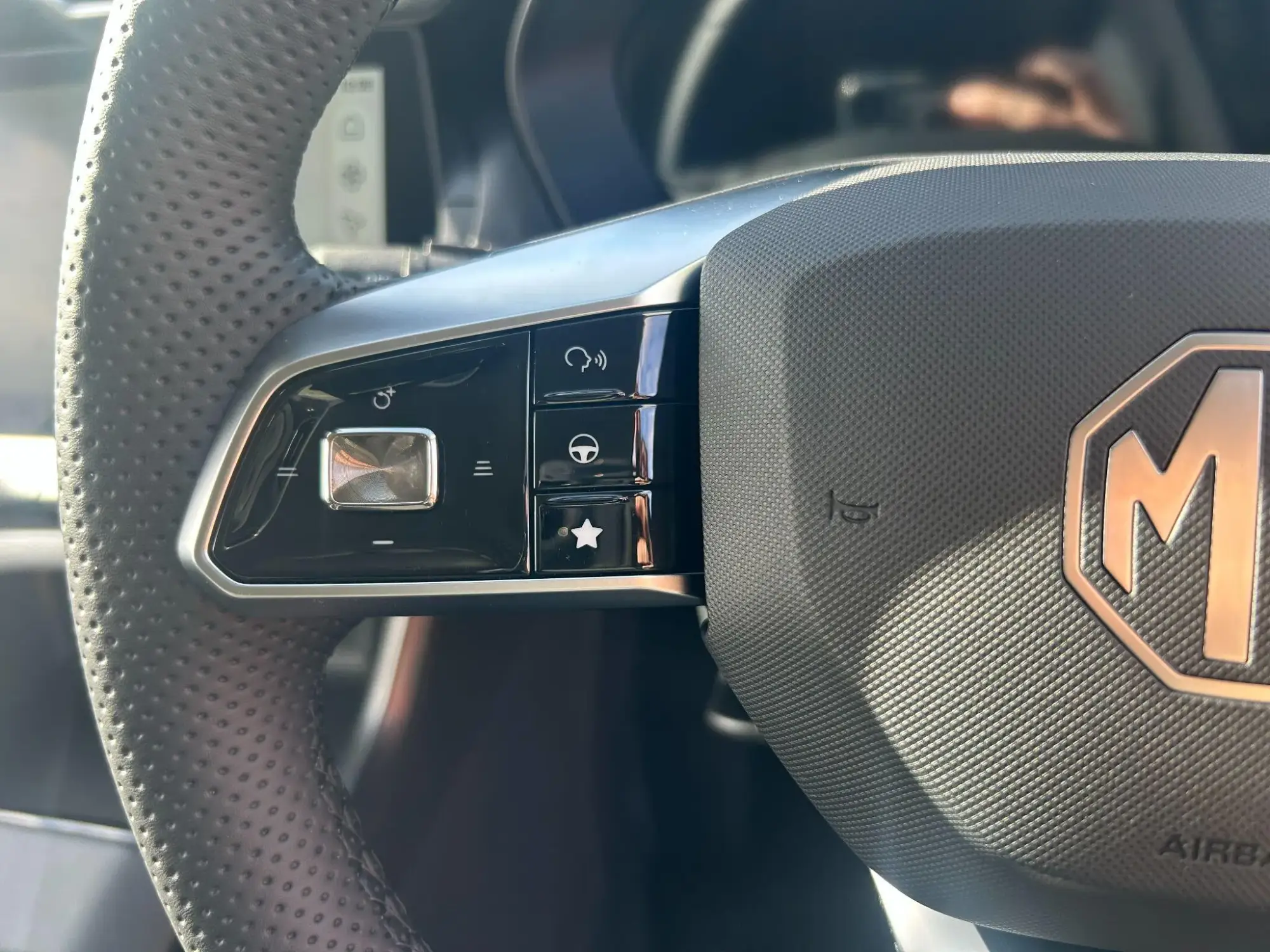 MG ZS Hybrid+ Image 19