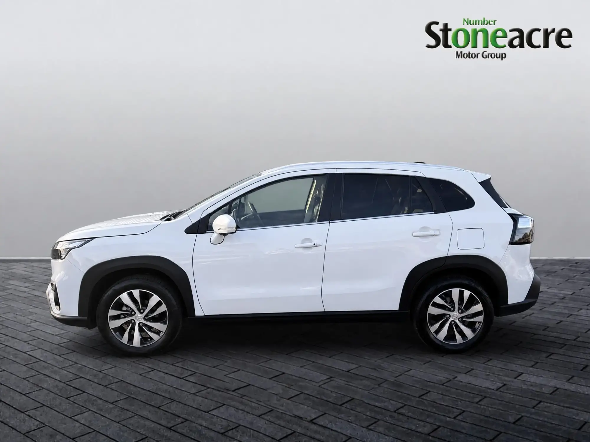 Suzuki S-Cross Hybrid Image 5