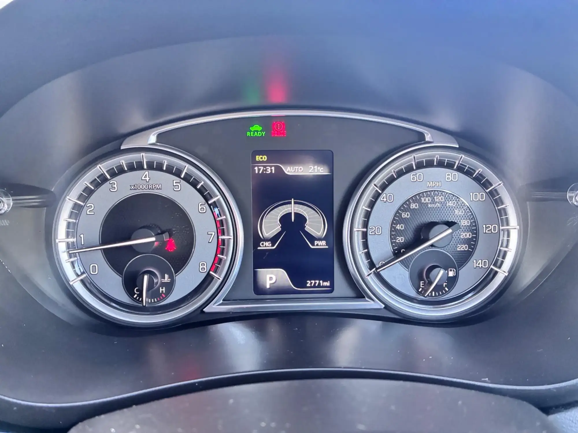 Suzuki S-Cross Hybrid Image 37