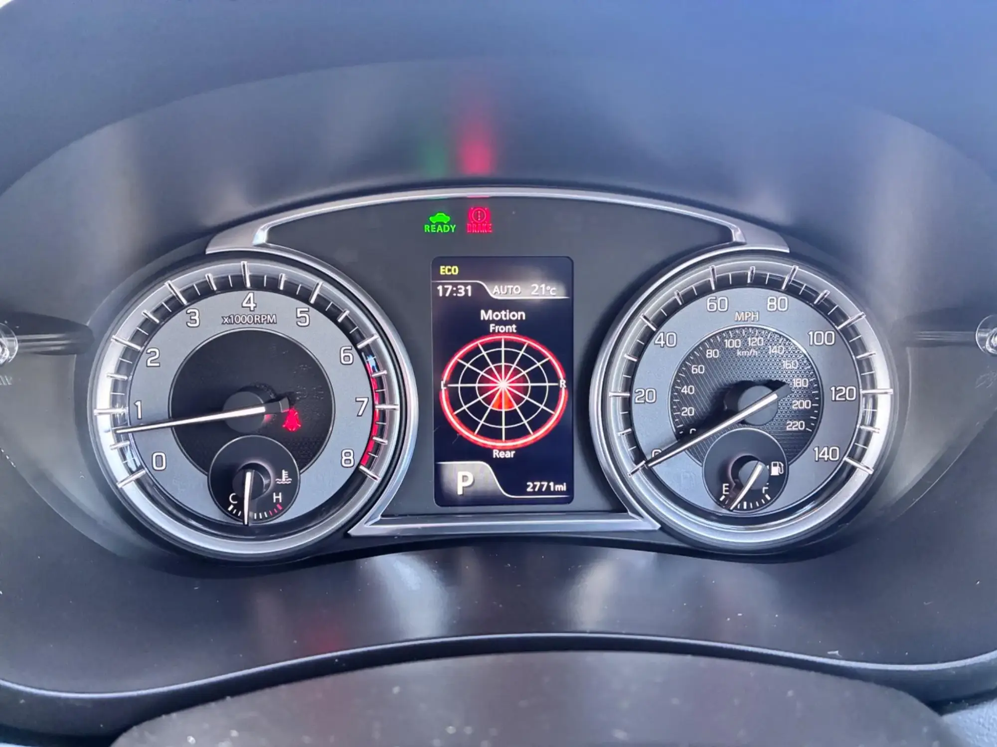 Suzuki S-Cross Hybrid Image 40