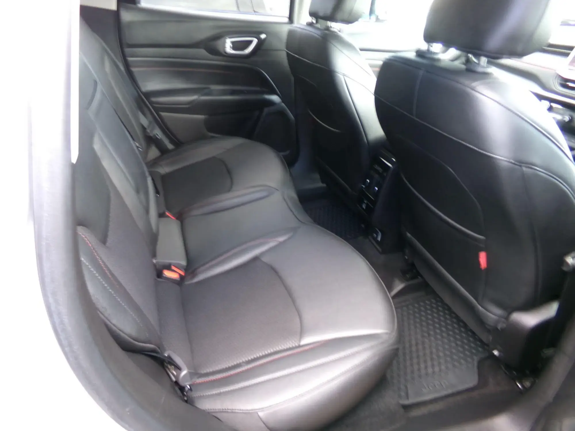 Jeep Compass 4XE Image 15 Jeep Compass 4XE Image 15