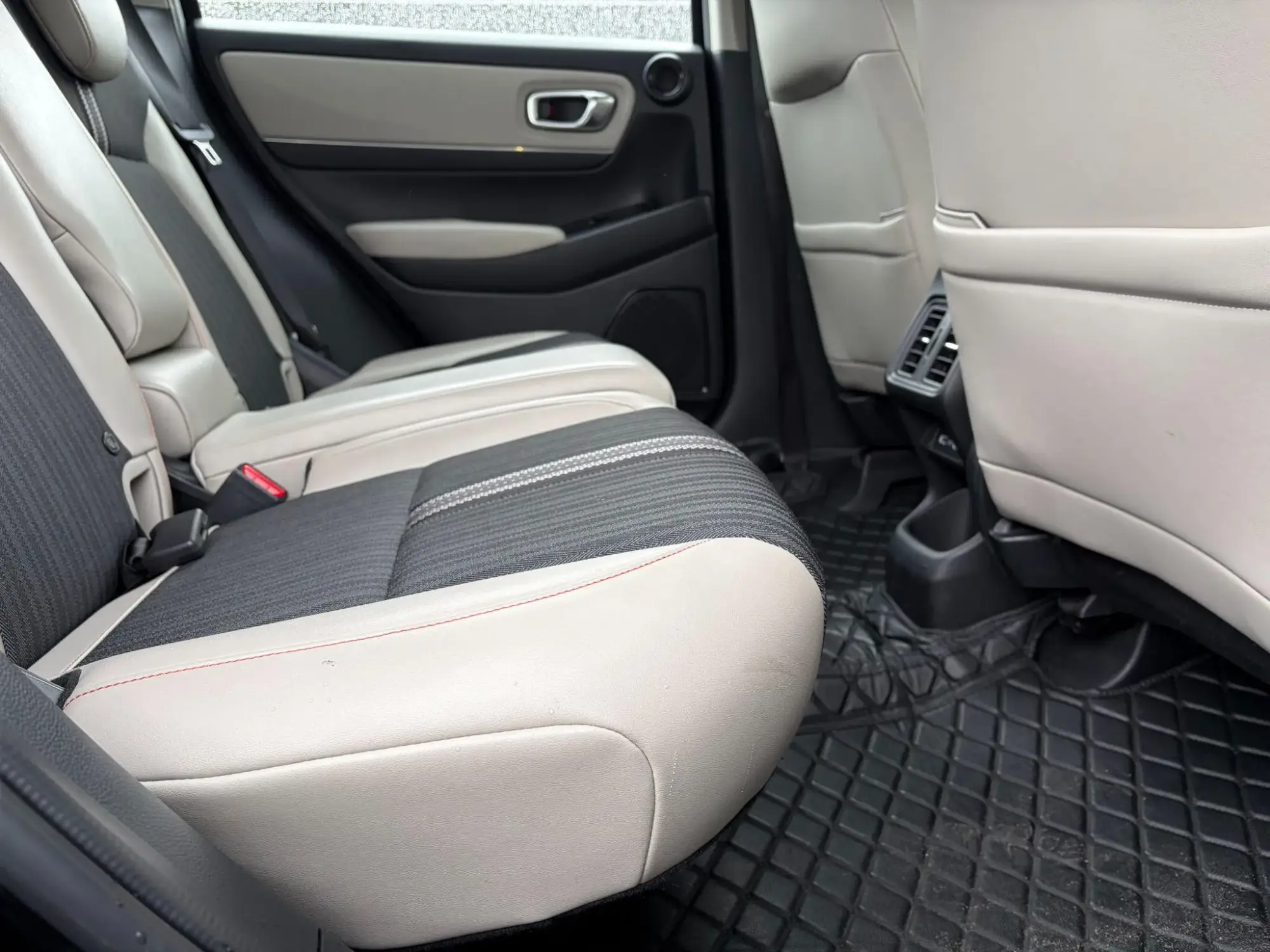 Honda HR-V Hybrid Image 18 Honda HR-V Hybrid Image 18