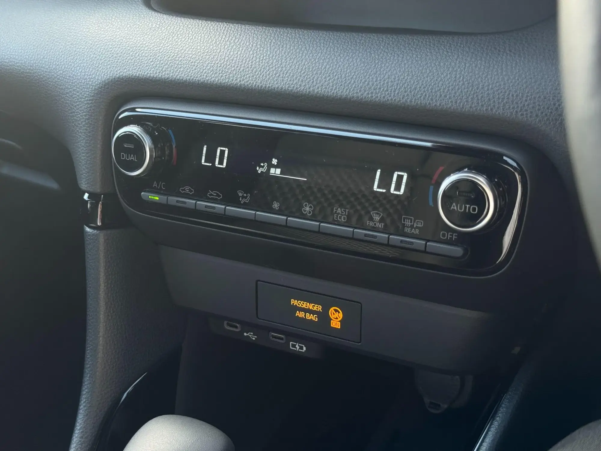 Mazda2 Hybrid Image 20
