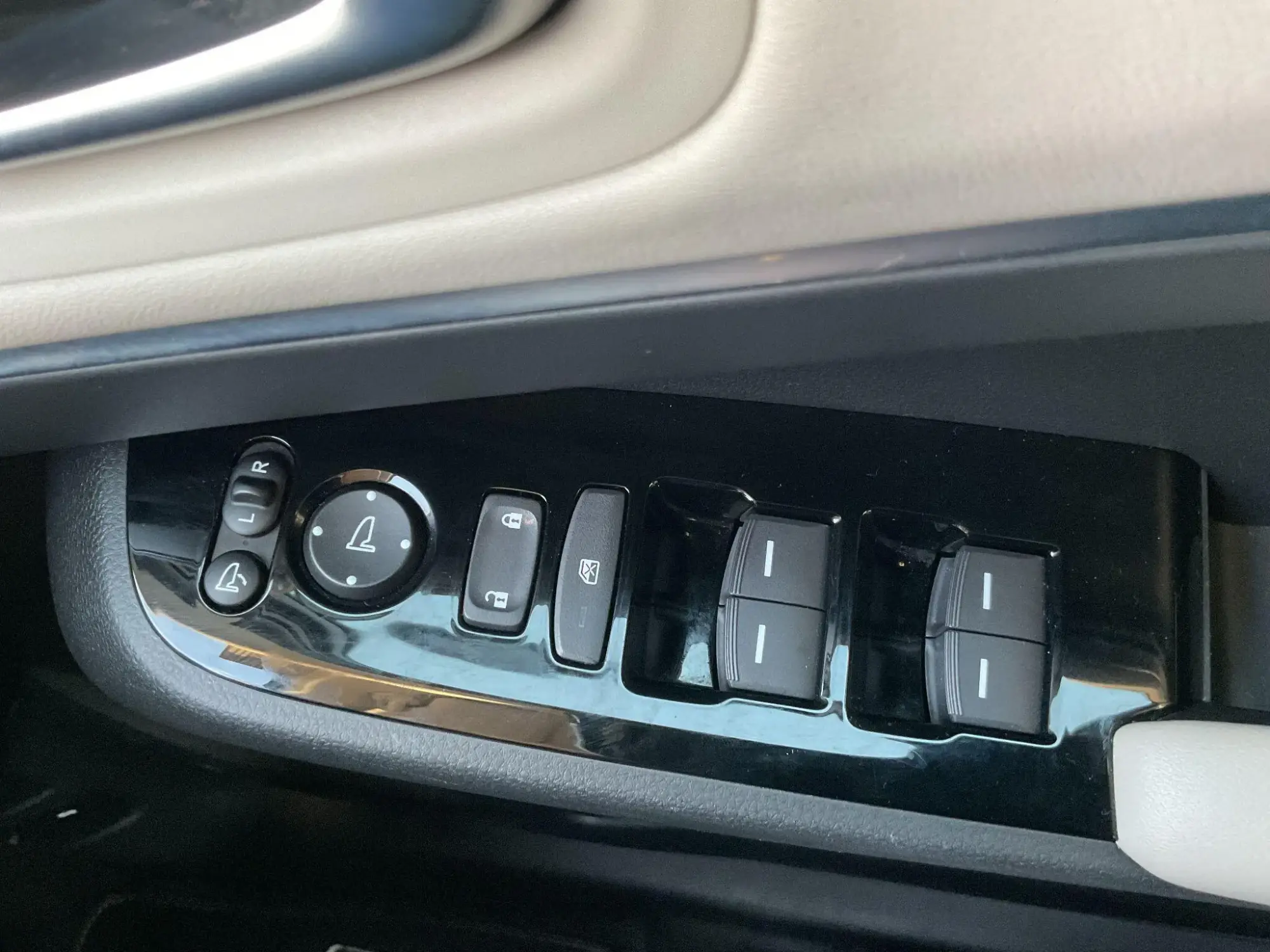 Honda HR-V Hybrid Image 15