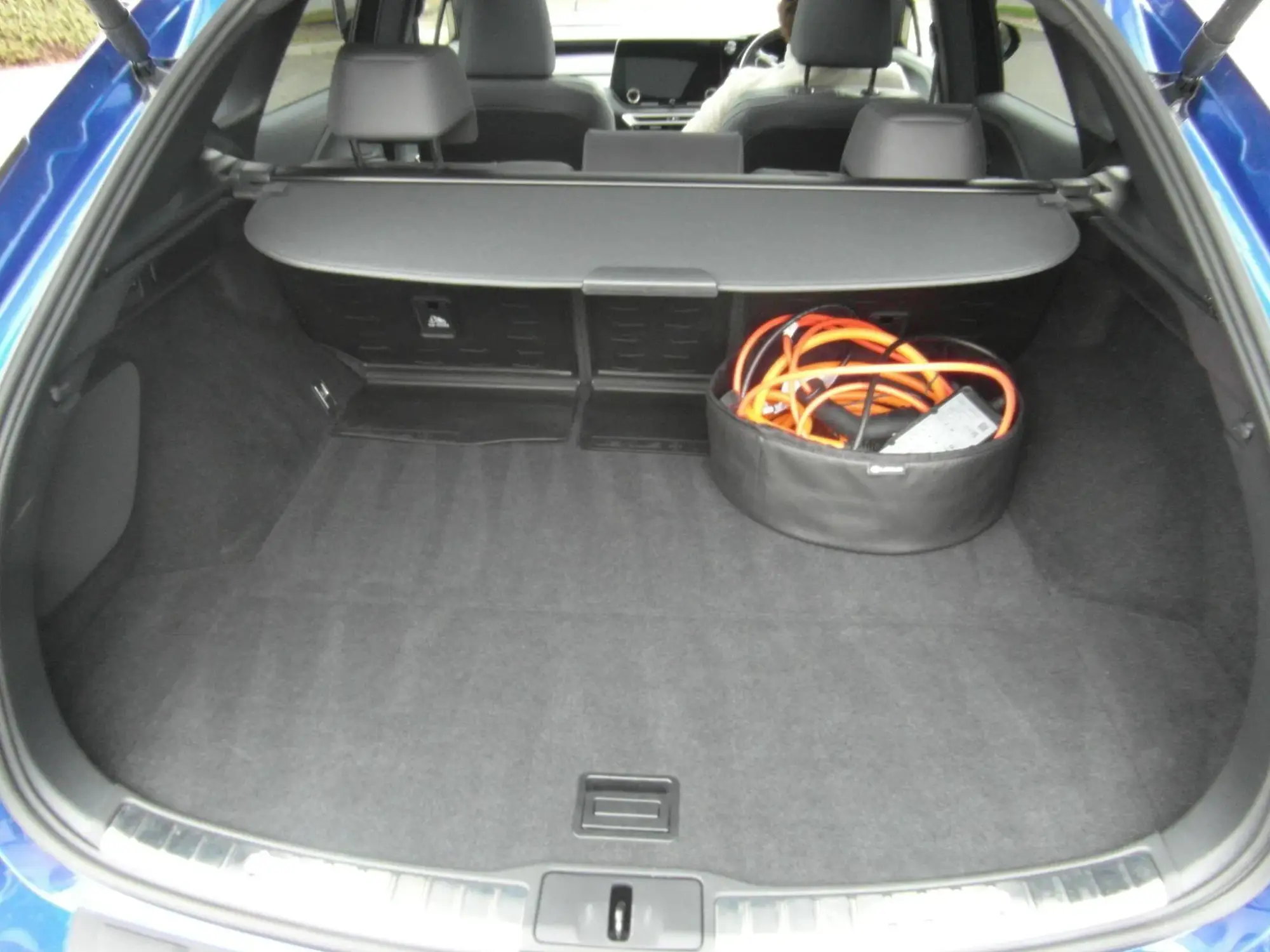 Lexus RX Plug-In Hybrid Image 17