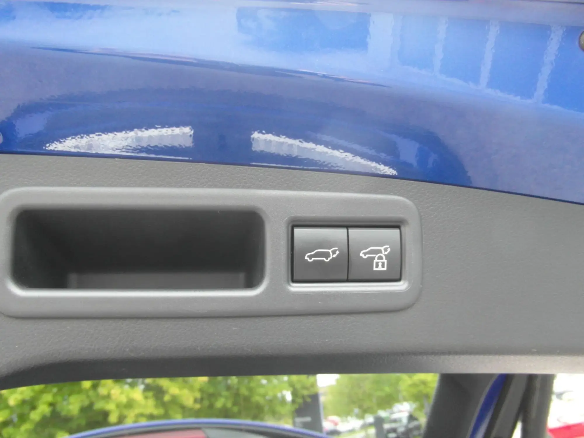 Lexus RX Plug-In Hybrid Image 18