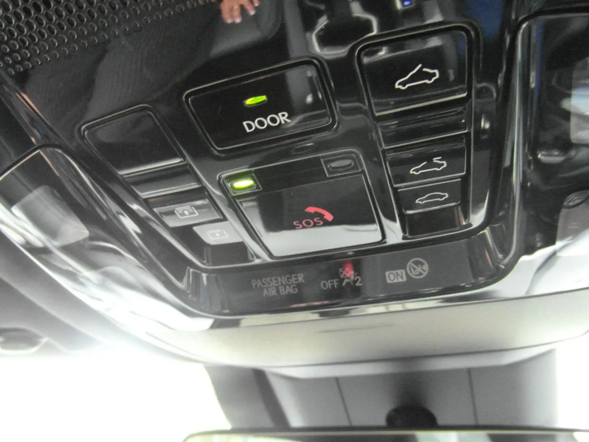 Lexus RX Plug-In Hybrid Image 36
