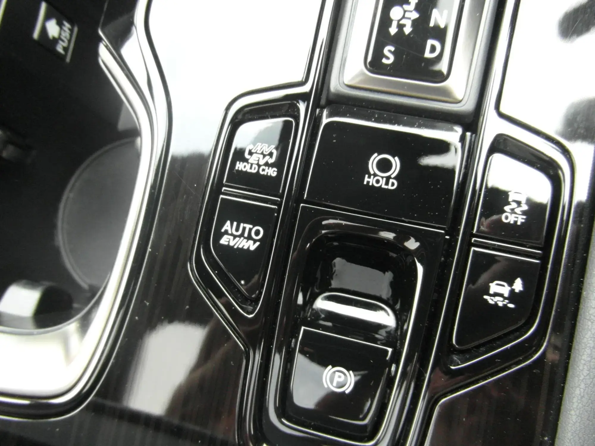 Lexus RX Plug-In Hybrid Image 38